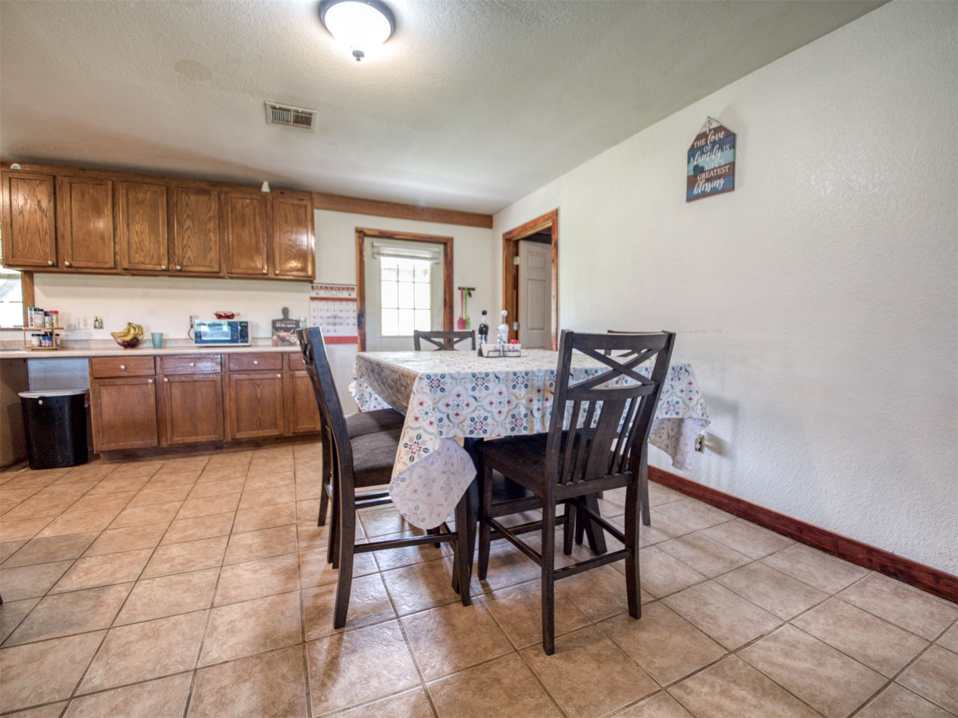 19490 Highway 113 Canadian OK 74425