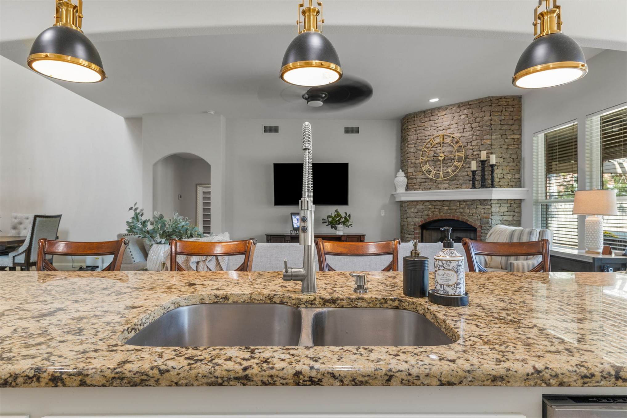 1612 E Phoenix Street Broken Arrow OK 74011