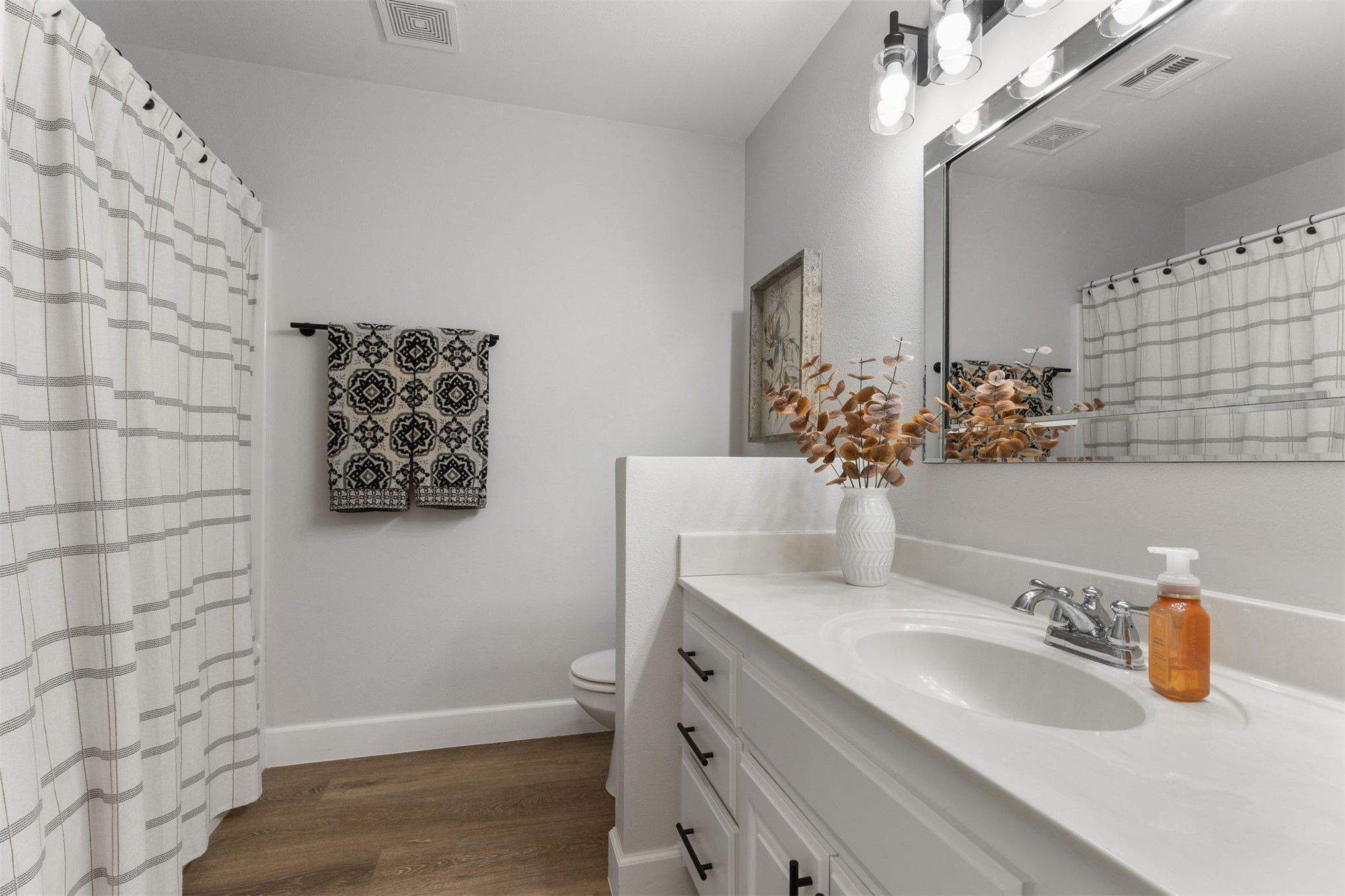 1612 E Phoenix Street Broken Arrow OK 74011