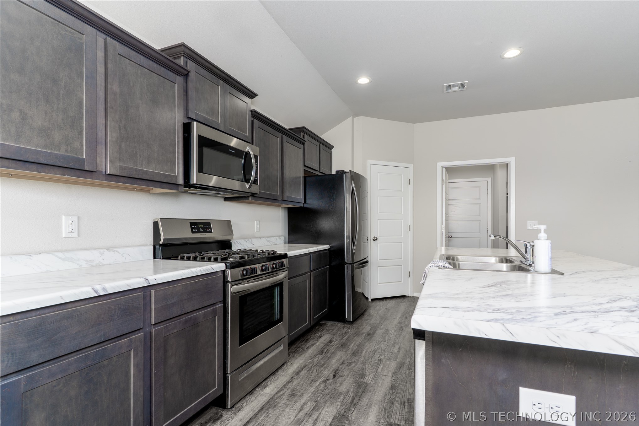 7312 E 141st Street Collinsville OK 74021