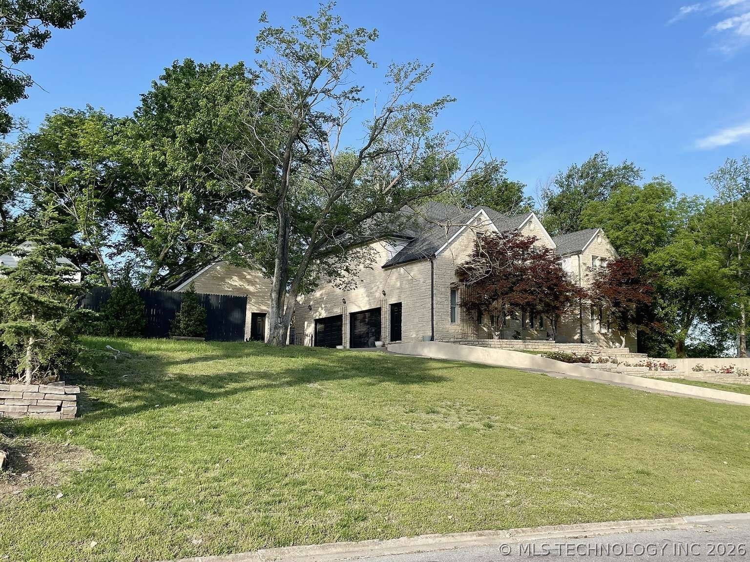 1350 Woodbriar Lane Catoosa OK 74015