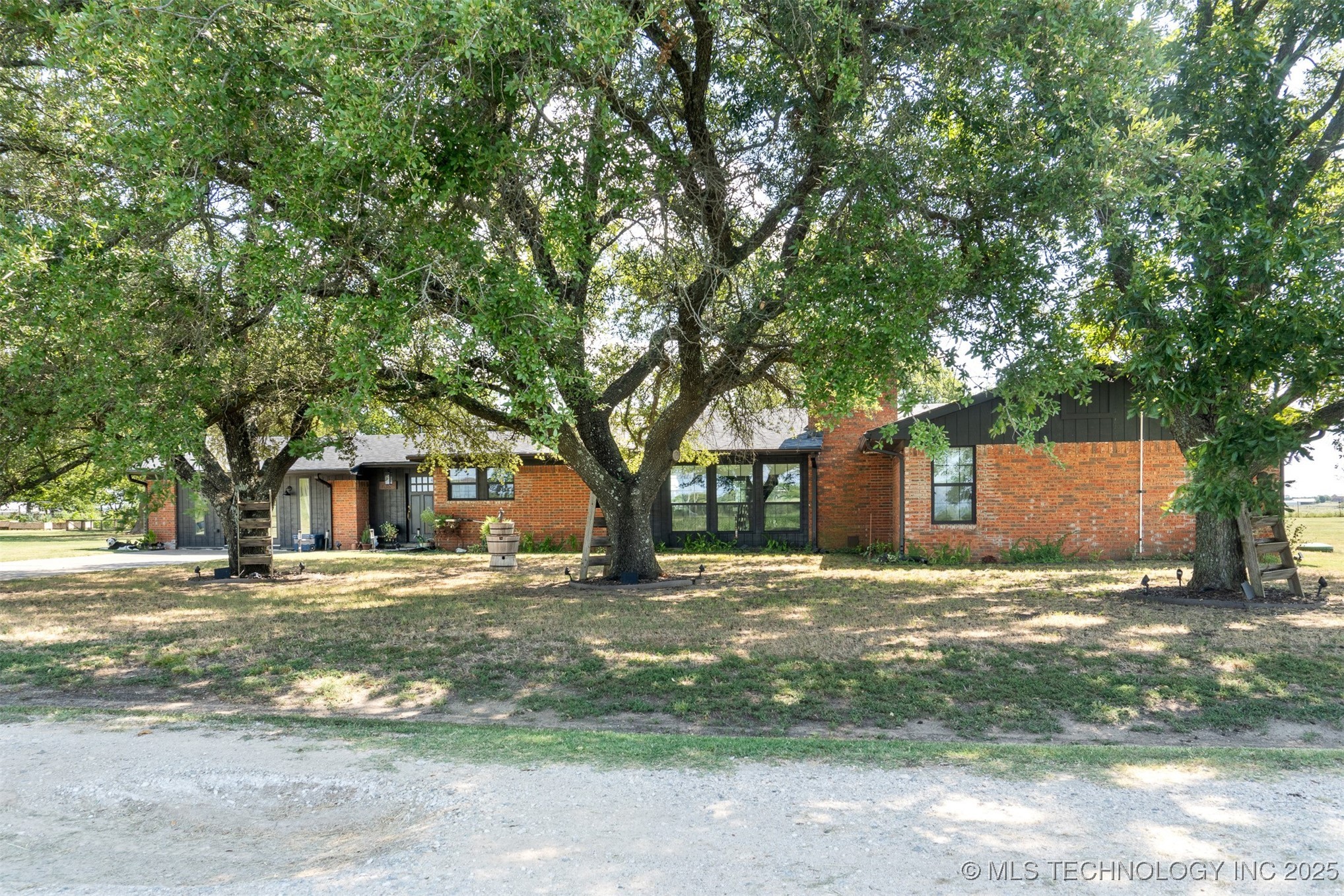 2538 Sterret Road Calera OK 74730