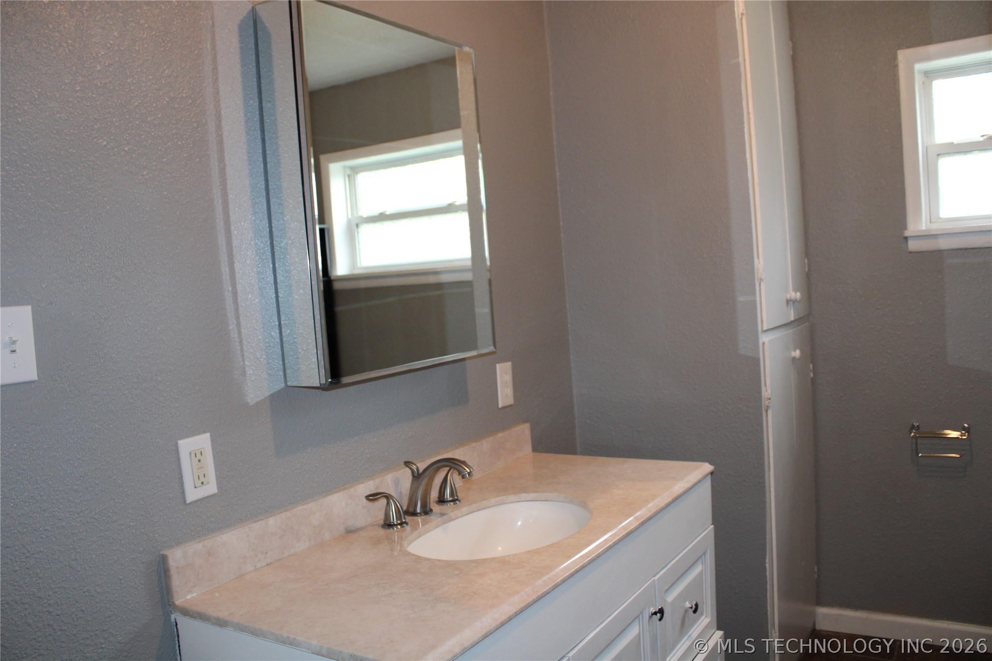 110 N 44th Westavenue Tulsa OK 74127