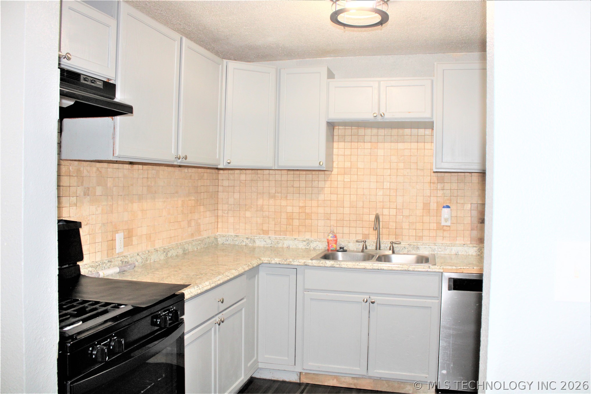 110 N 44th Westavenue Tulsa OK 74127
