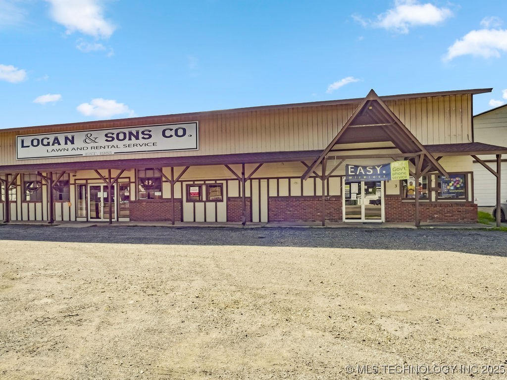 824 S California Atoka OK 74525