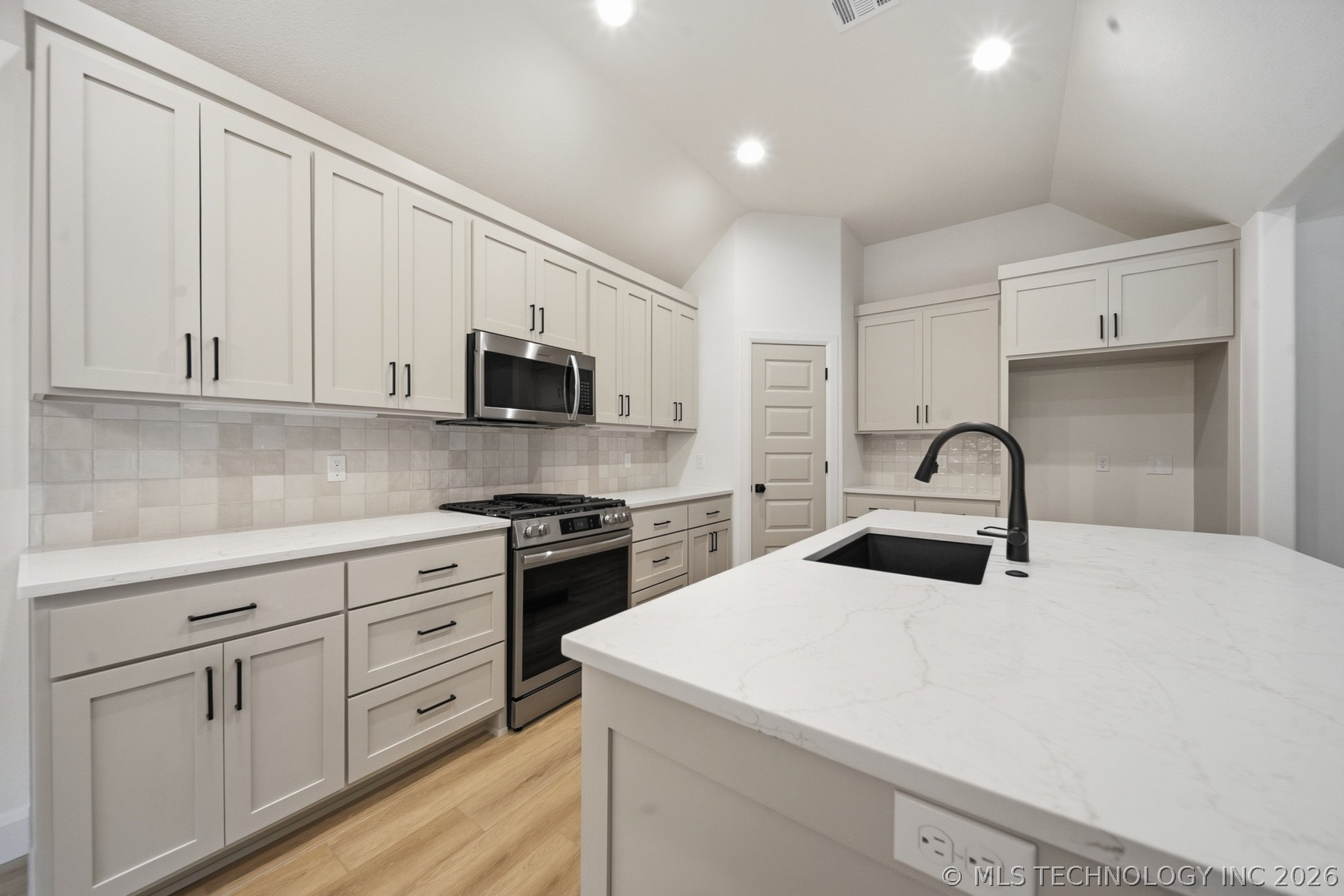 10721 S 281st Eastavenue Coweta OK 74429