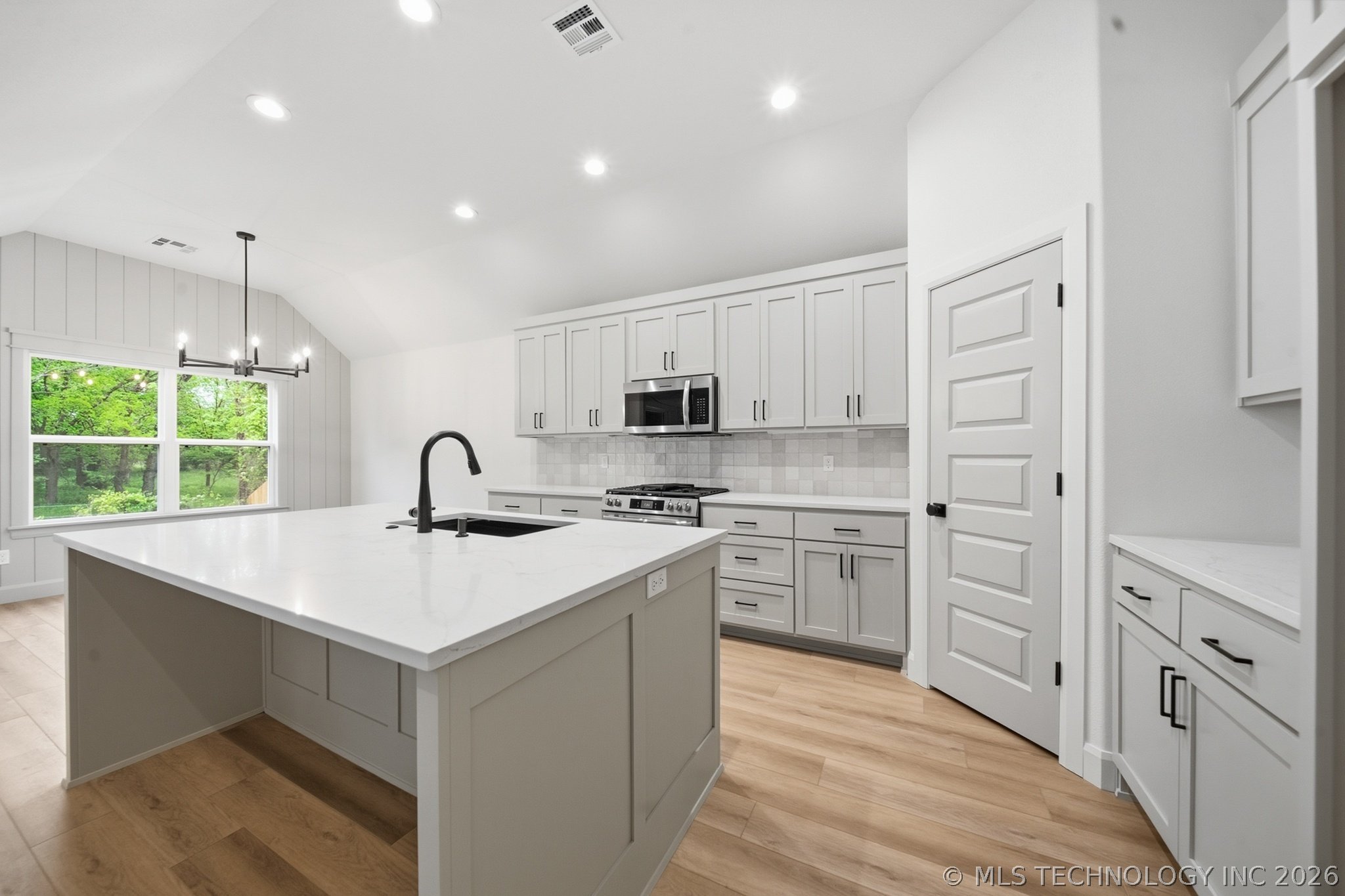 10721 S 281st Eastavenue Coweta OK 74429