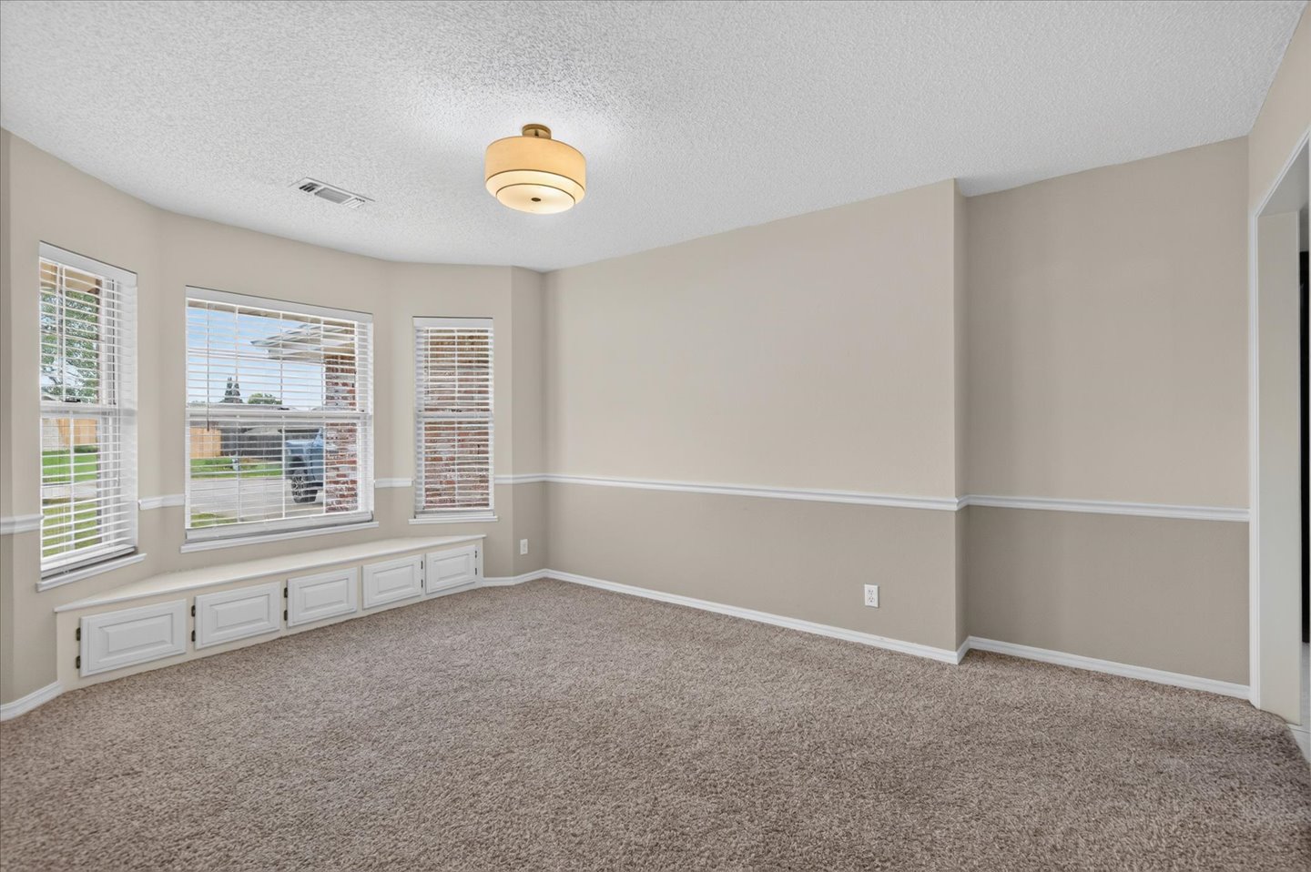 5613 Woodland Bartlesville OK 74006