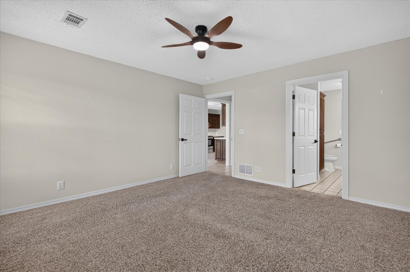 5613 Woodland Bartlesville OK 74006