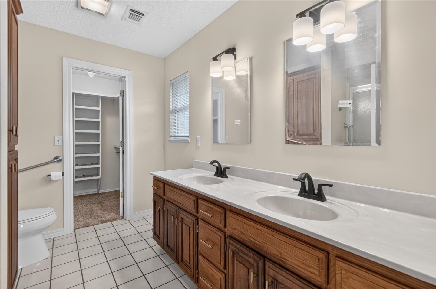 5613 Woodland Bartlesville OK 74006