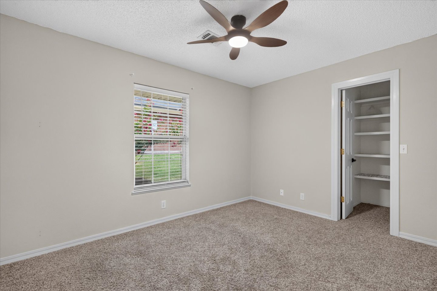 5613 Woodland Bartlesville OK 74006