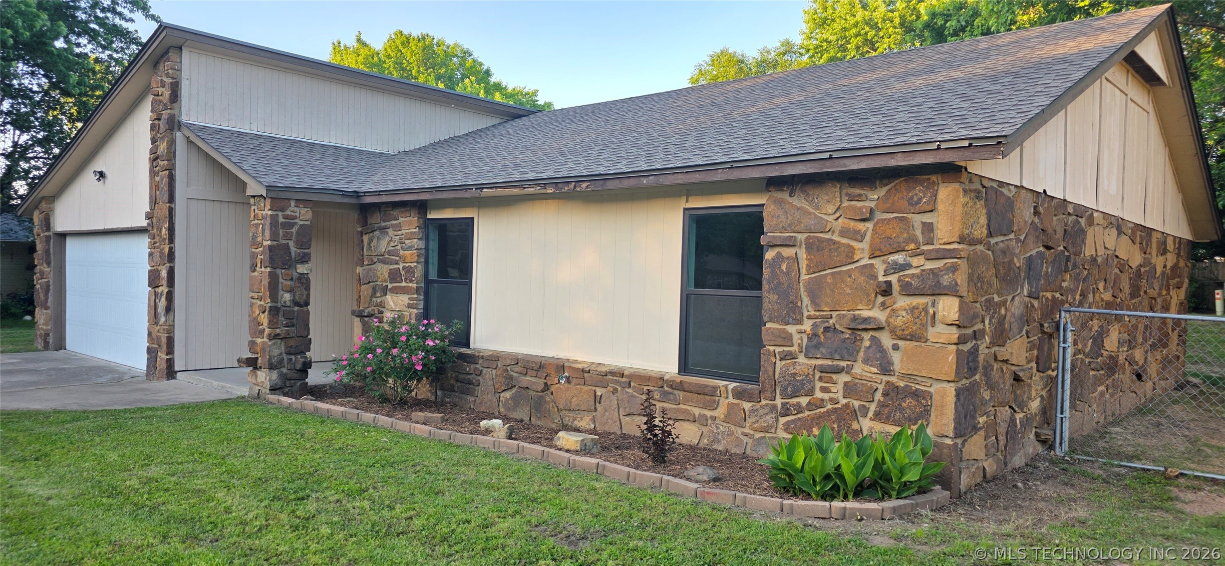 13621 S 285th East Avenue Coweta OK 74429