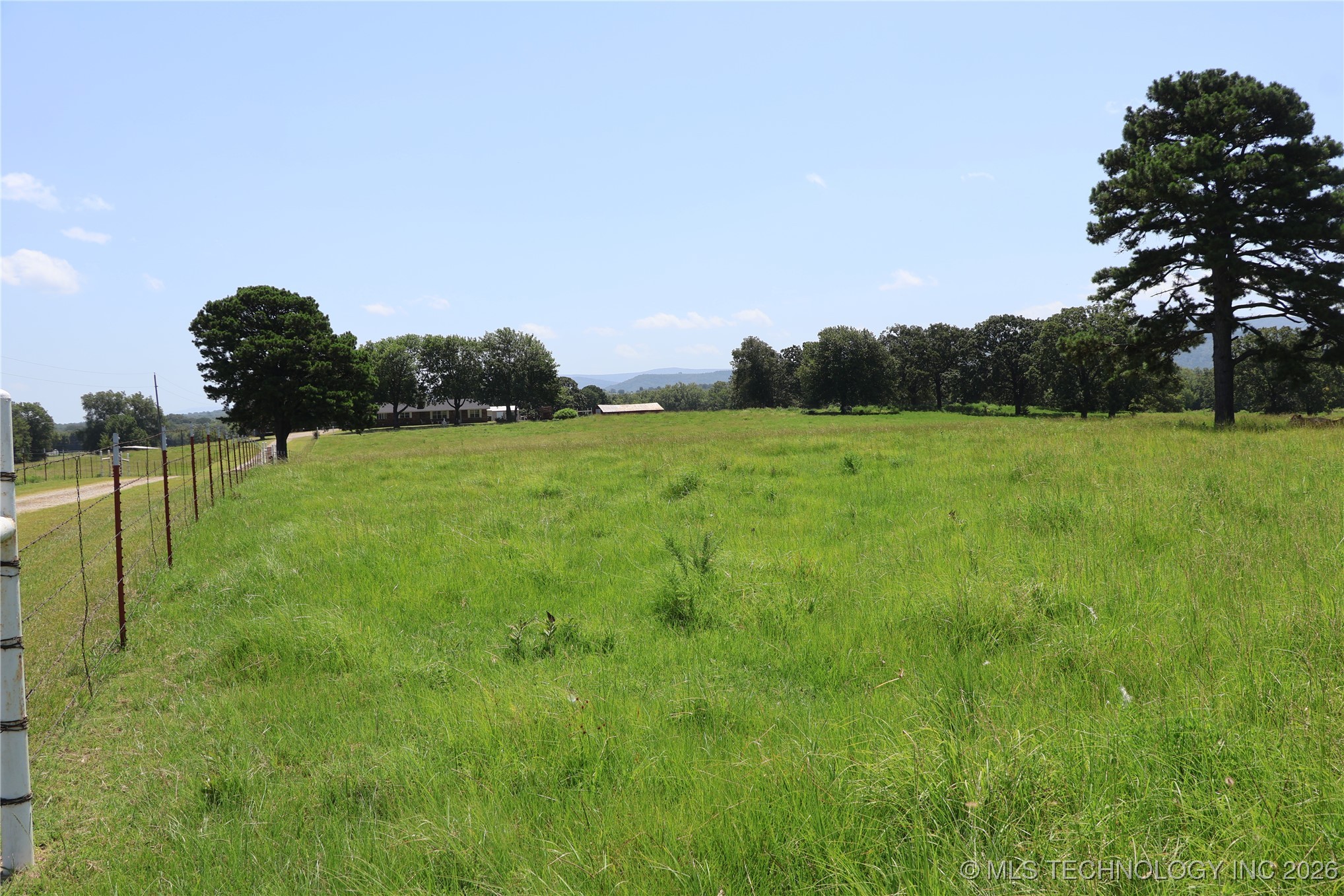 37280 Morris Creek Howe OK 74940