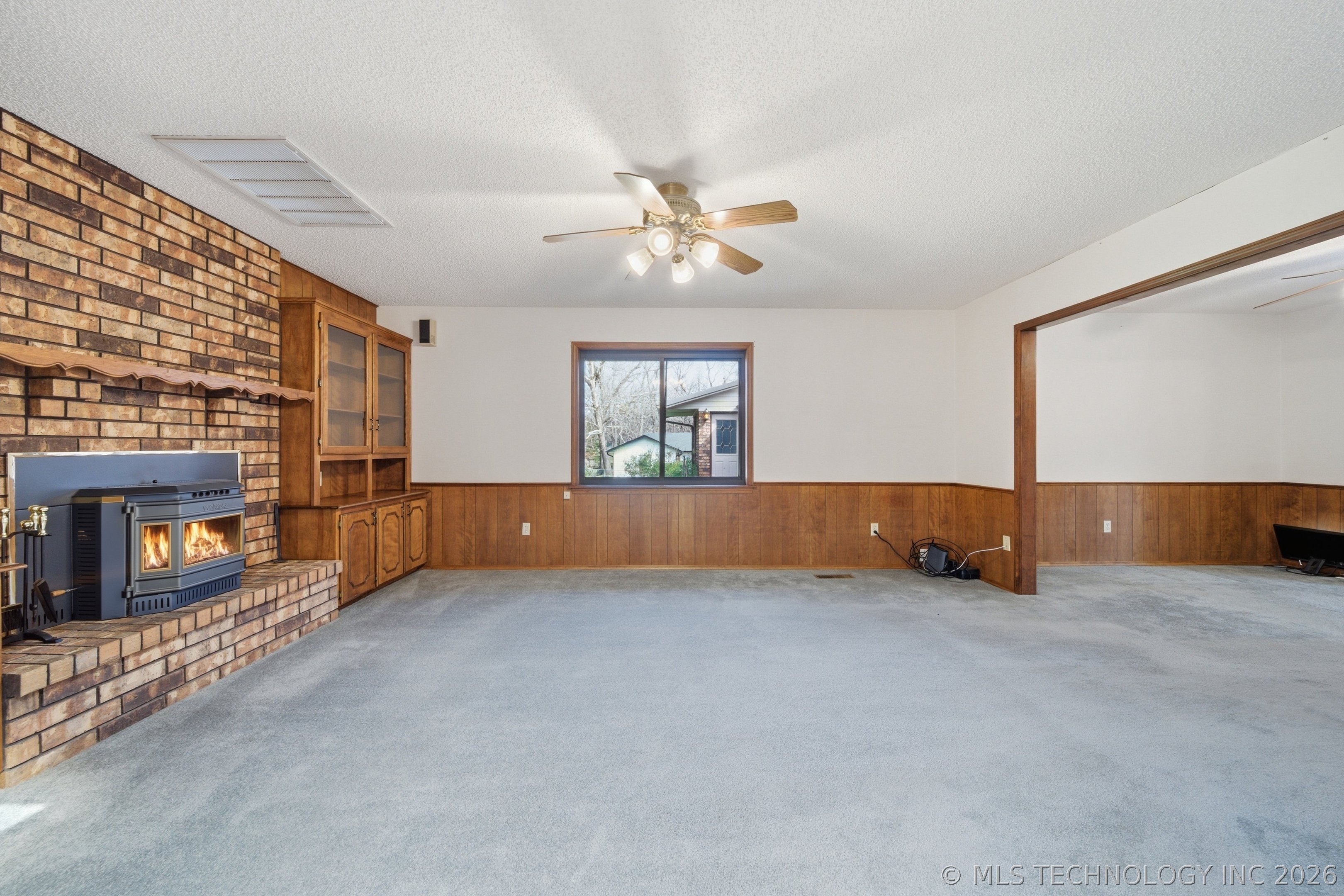 1001 N Hopi Street Chouteau OK 74337
