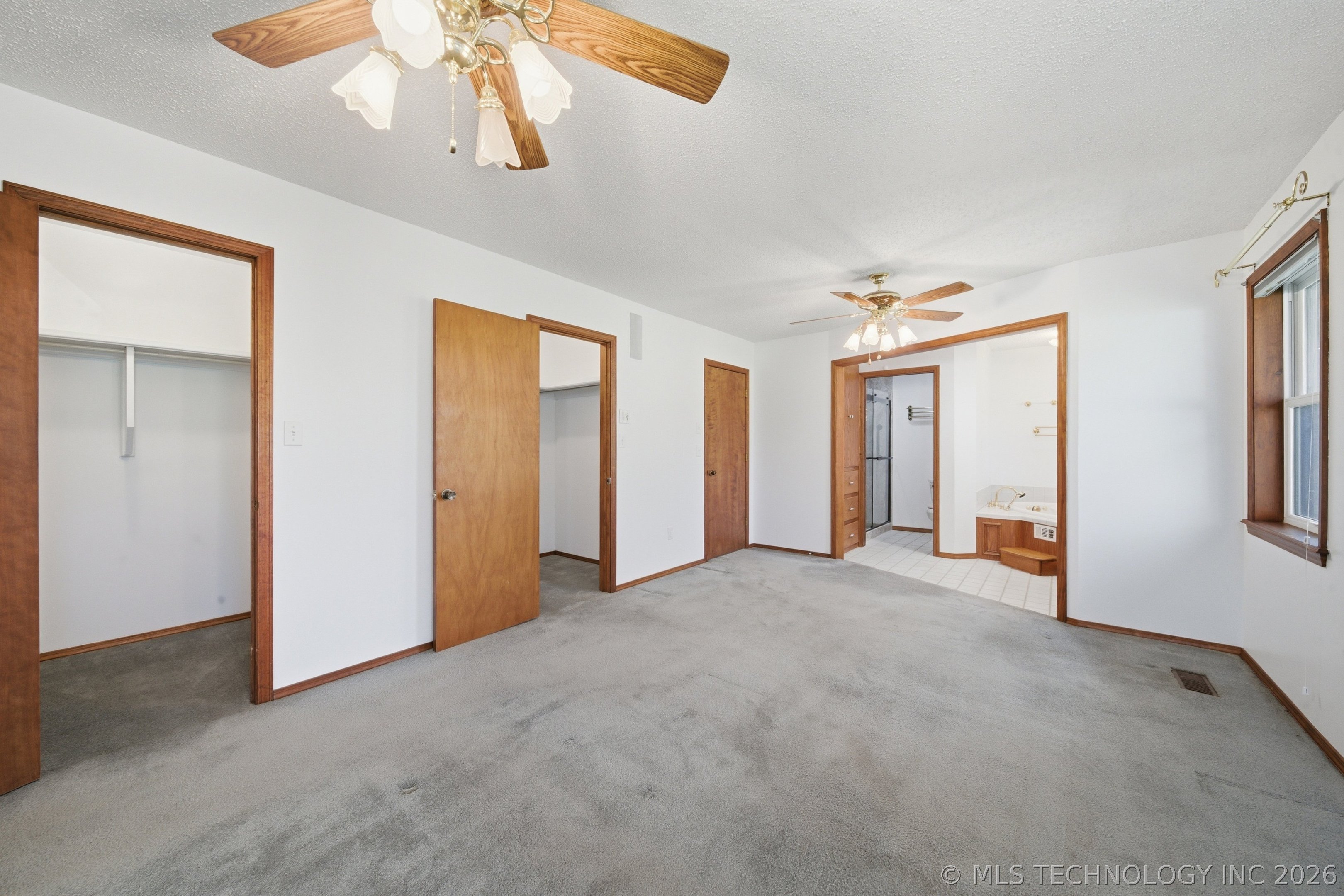 1001 N Hopi Street Chouteau OK 74337