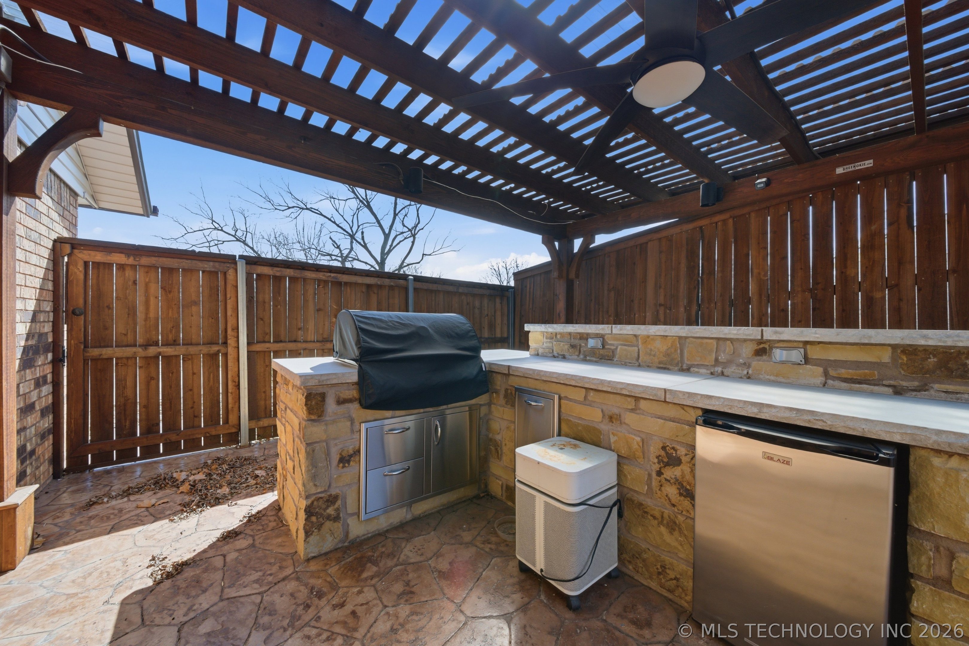 1001 N Hopi Street Chouteau OK 74337