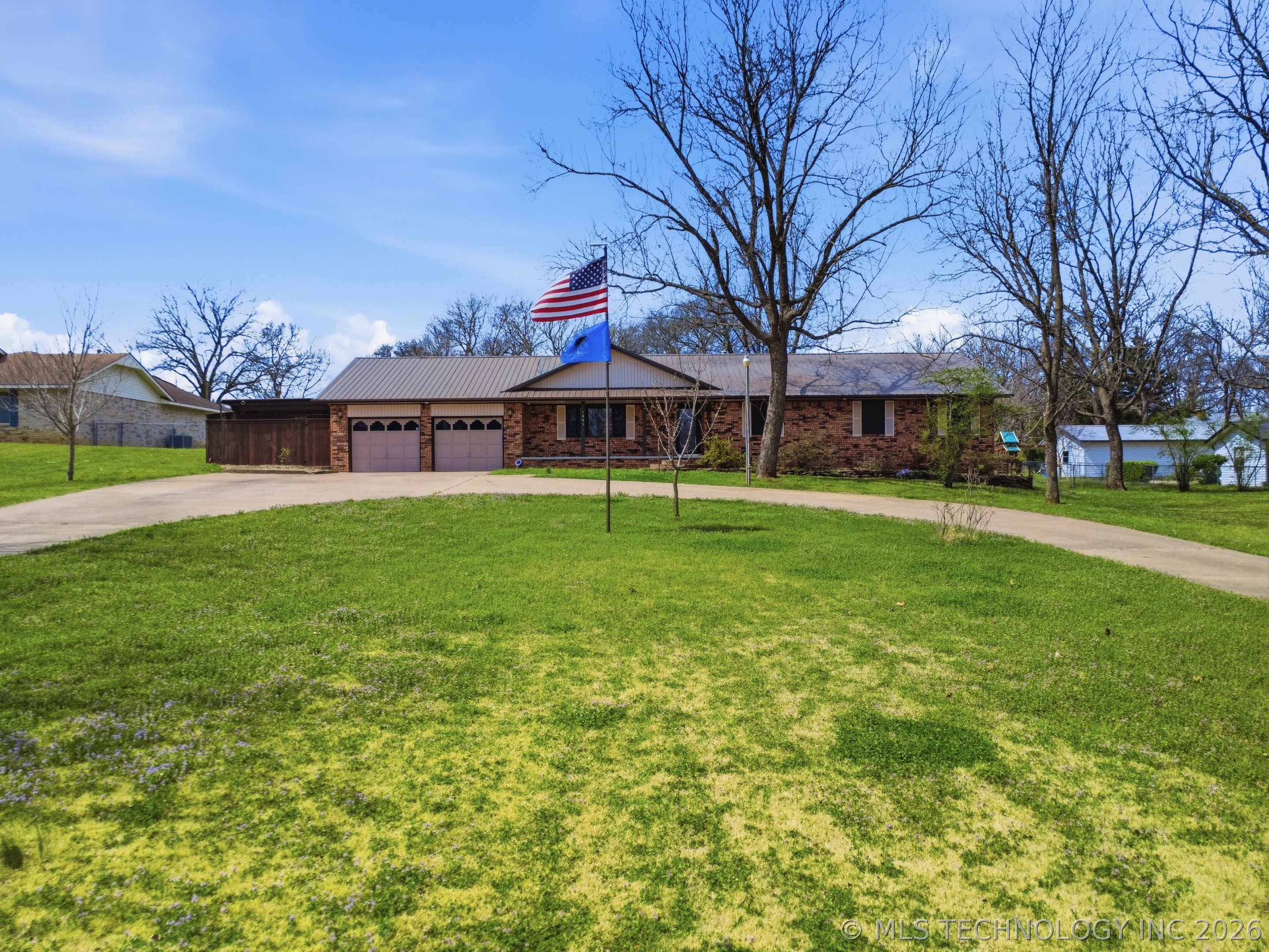 1001 N Hopi Street Chouteau OK 74337