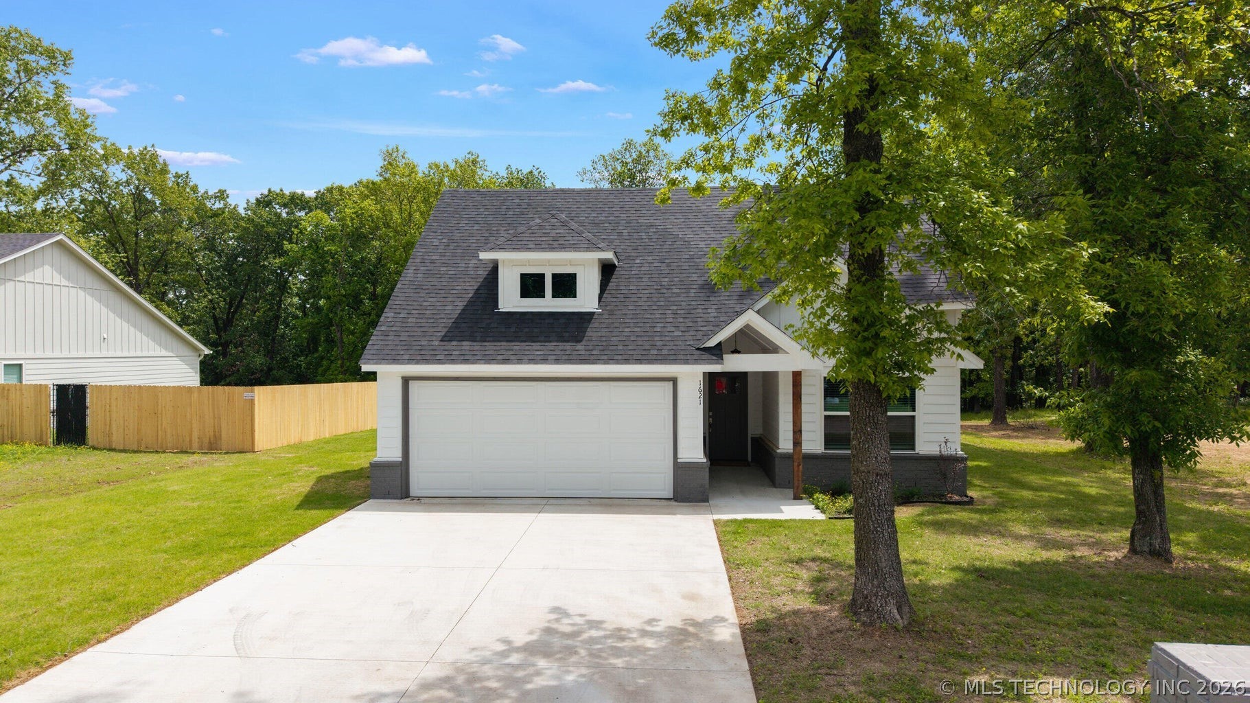 1621 Rockwood Drive Grove OK 74344