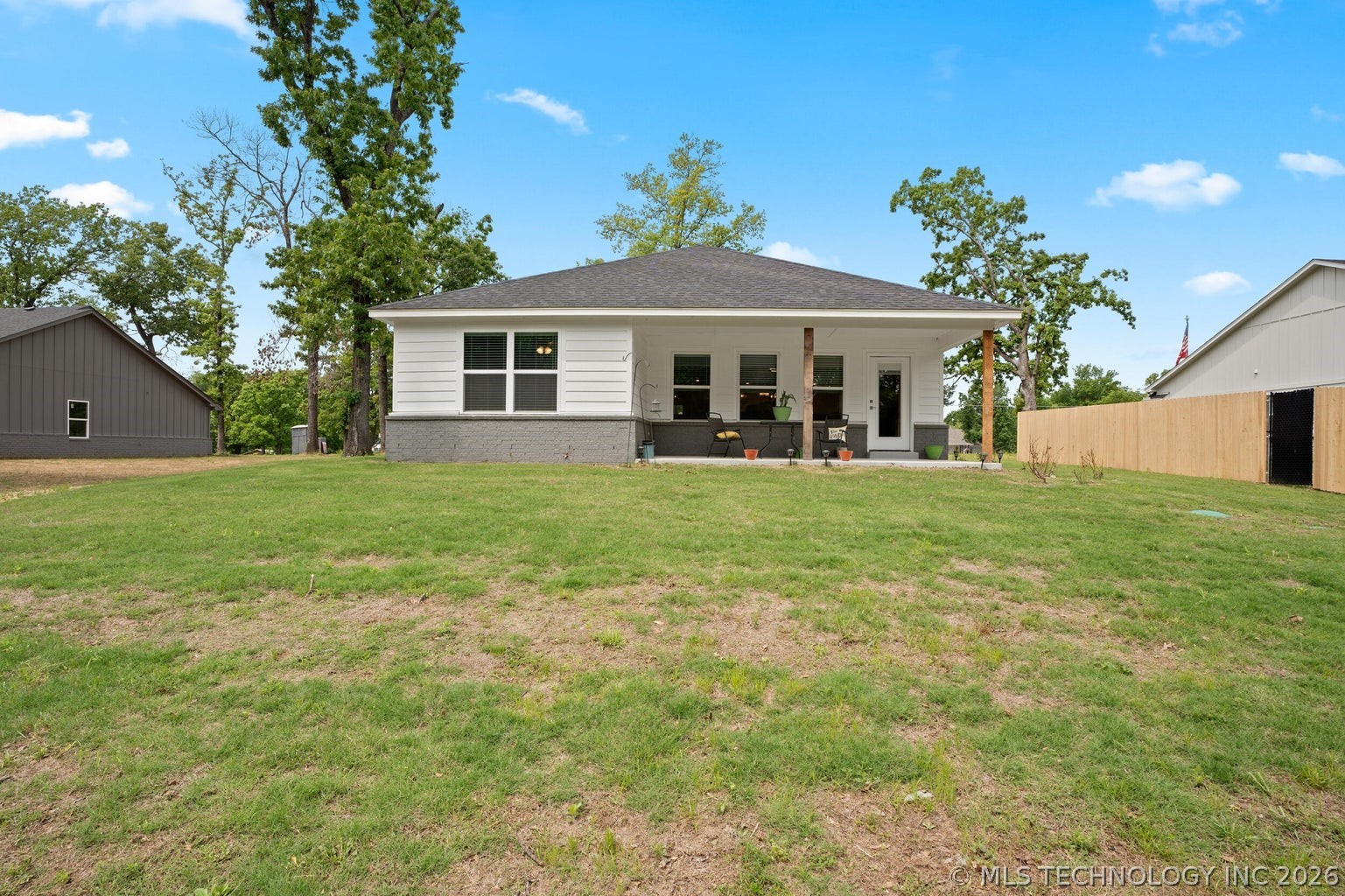 1621 Rockwood Drive Grove OK 74344