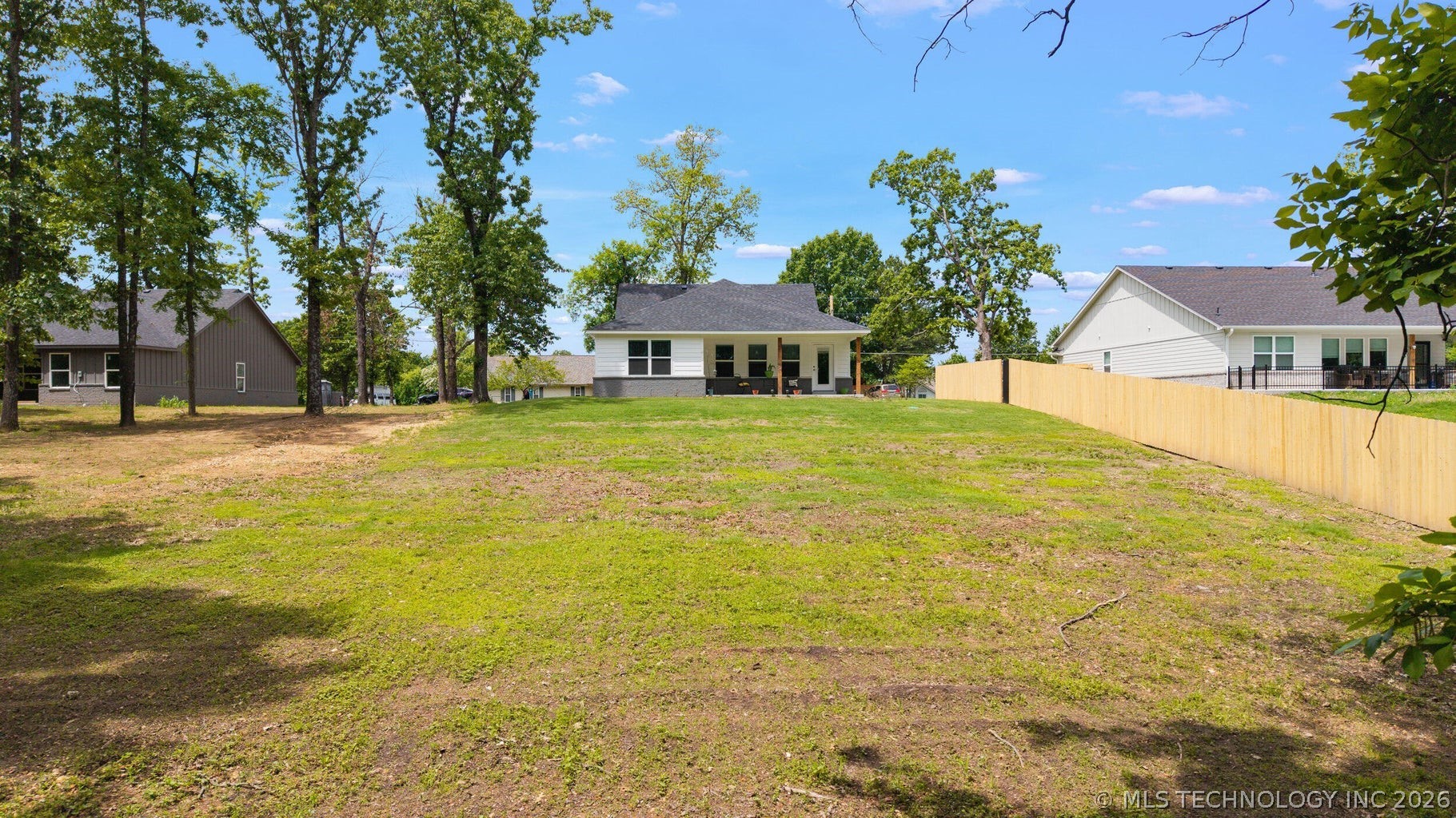 1621 Rockwood Drive Grove OK 74344