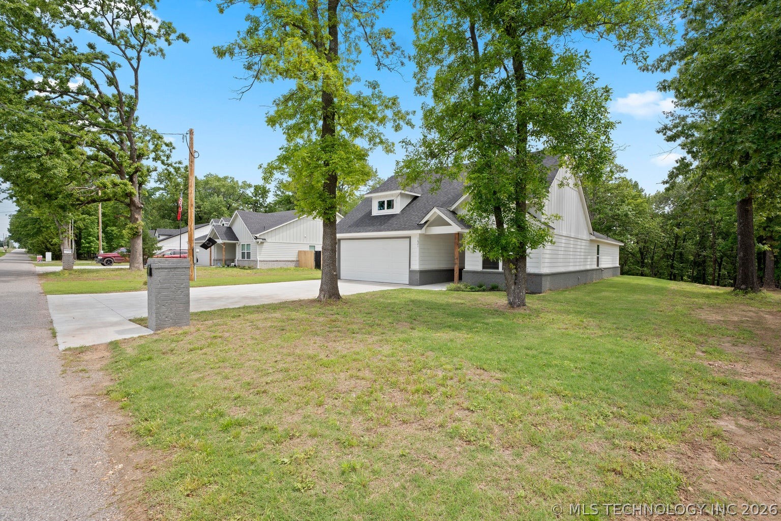 1621 Rockwood Drive Grove OK 74344