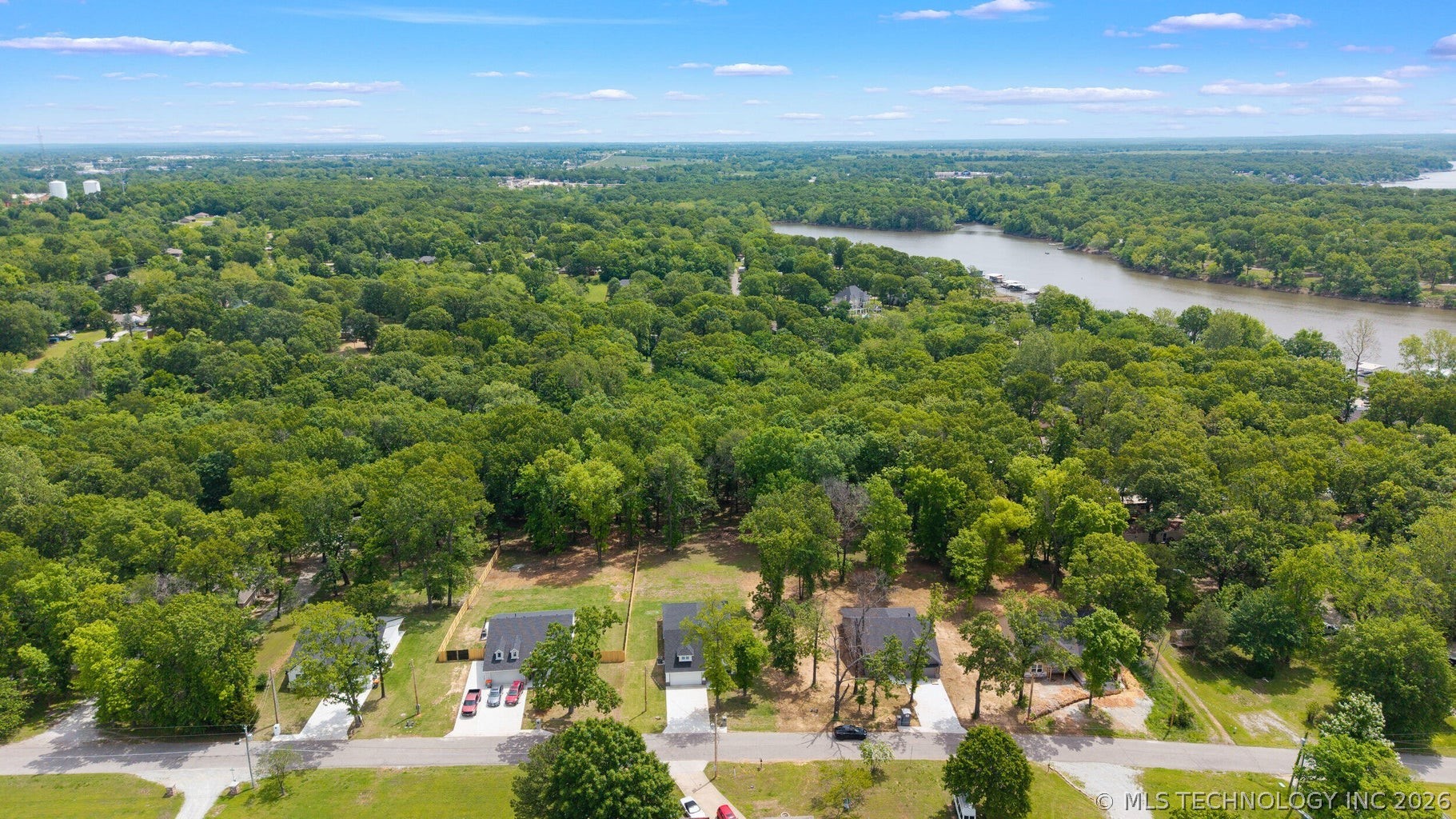 1621 Rockwood Drive Grove OK 74344