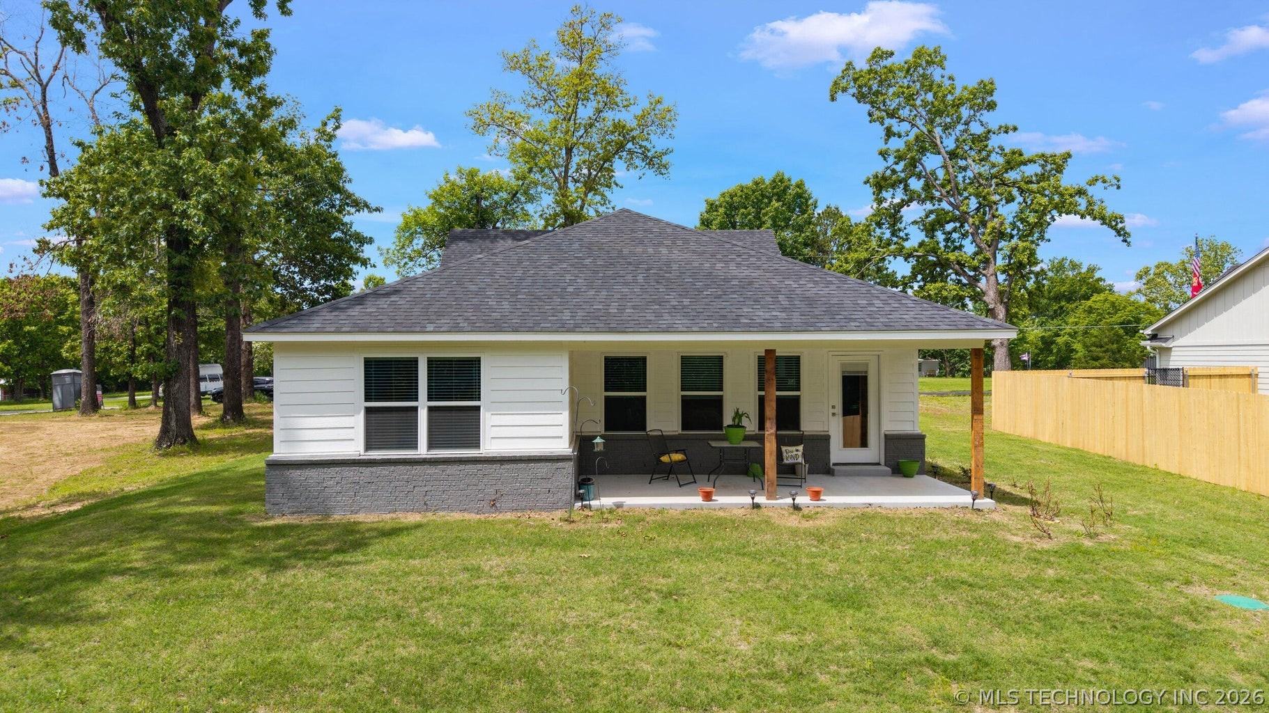 1621 Rockwood Drive Grove OK 74344