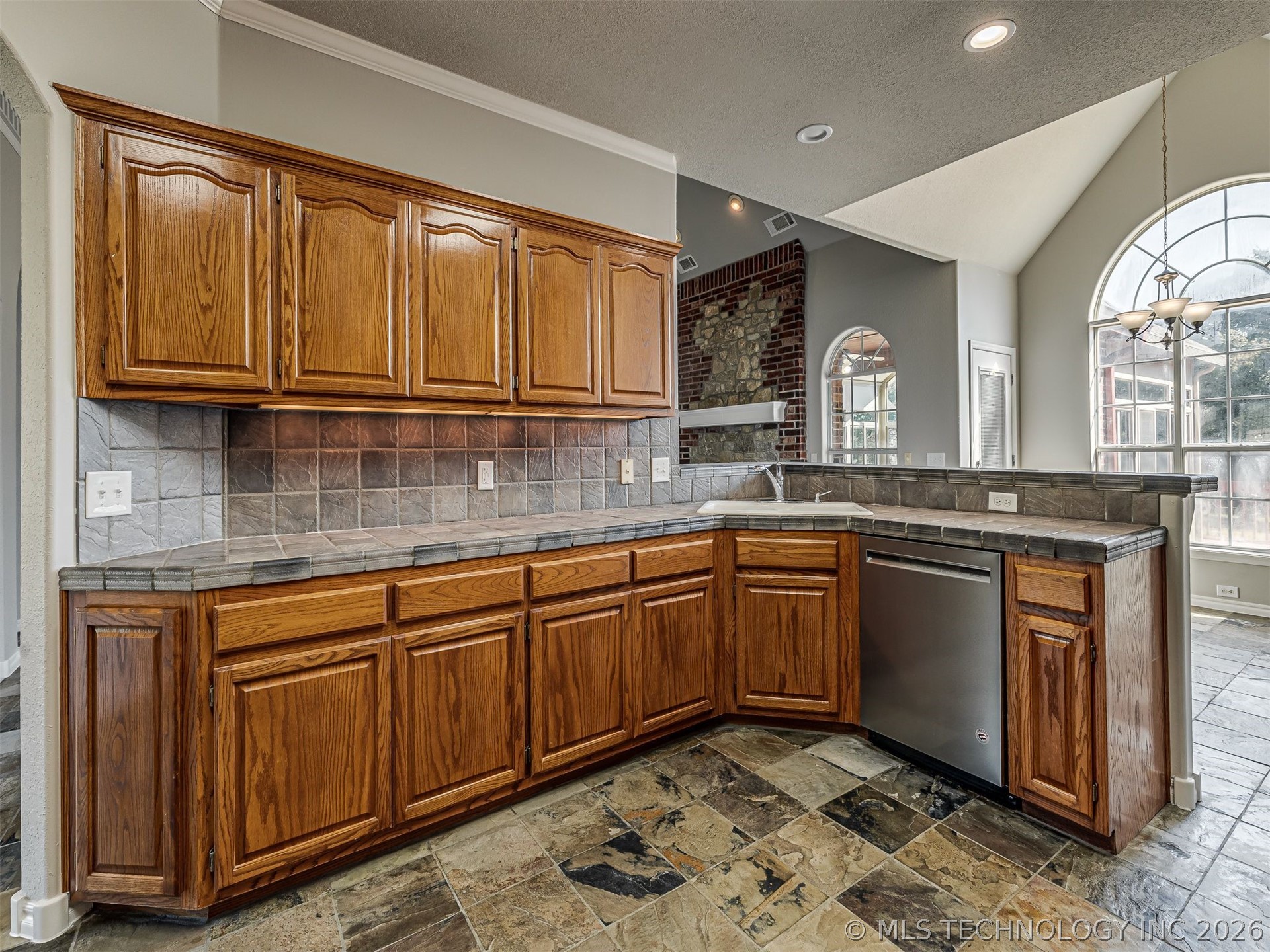 12591 Longhorn Court Glenpool OK 74033