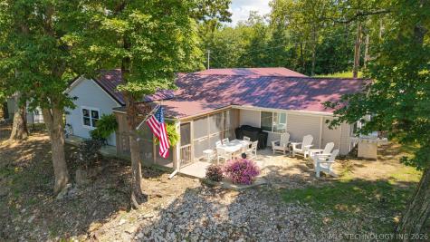 63060 E 157th Road Wyandotte OK 74370