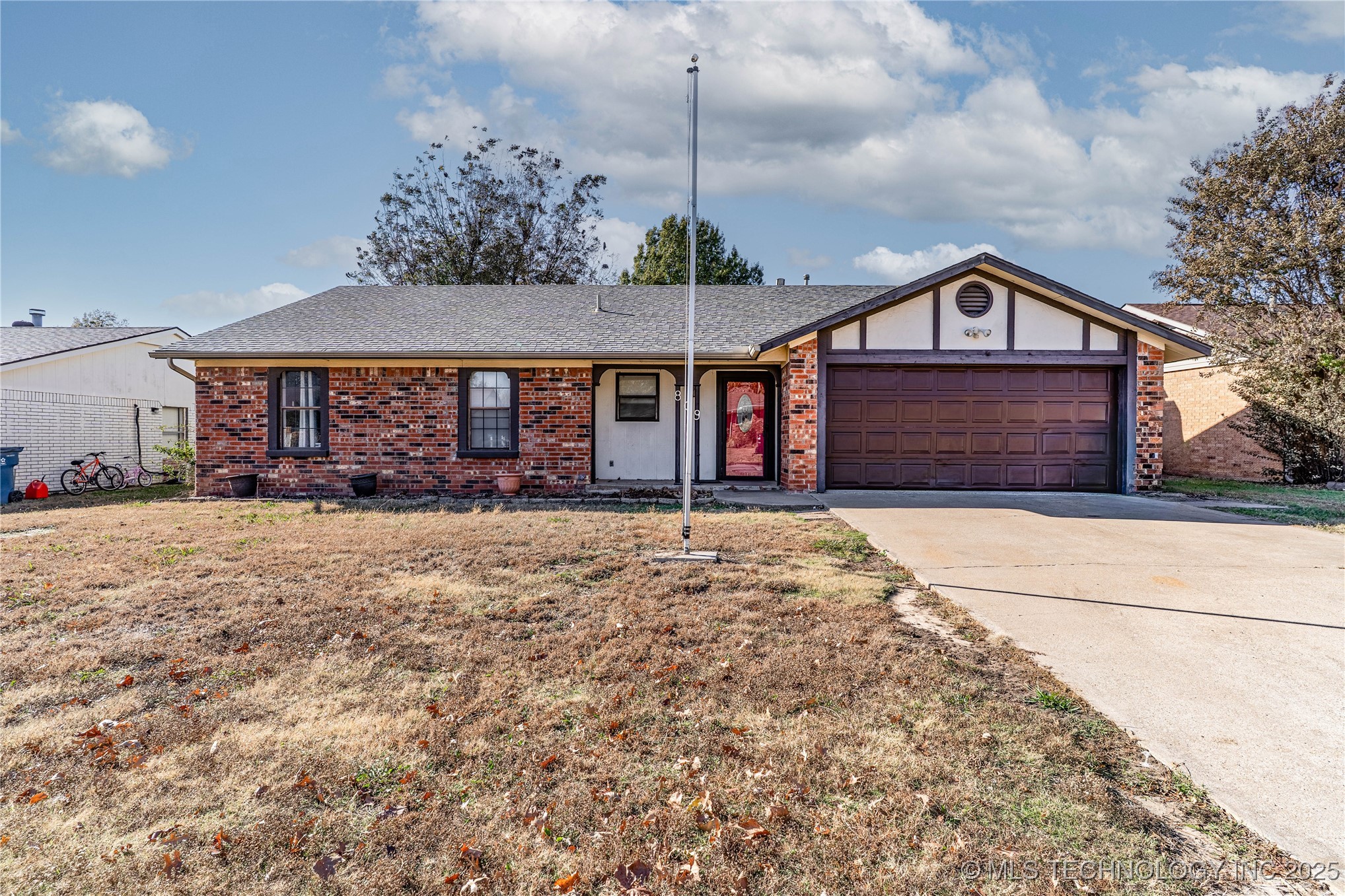 809 S Holmes Avenue Cushing OK 74023