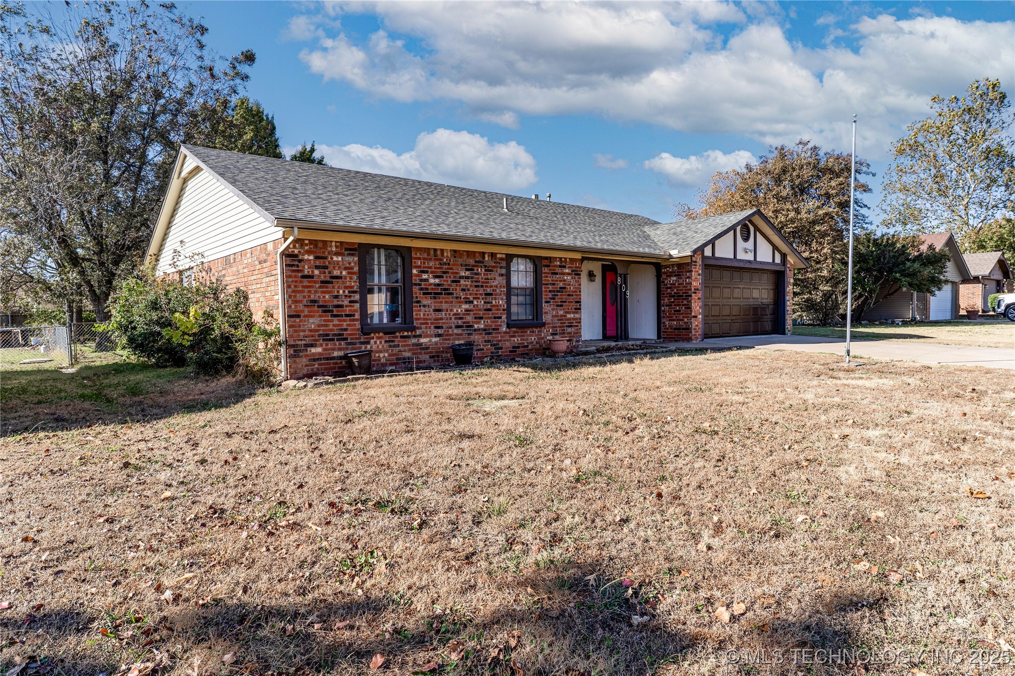 809 S Holmes Avenue Cushing OK 74023