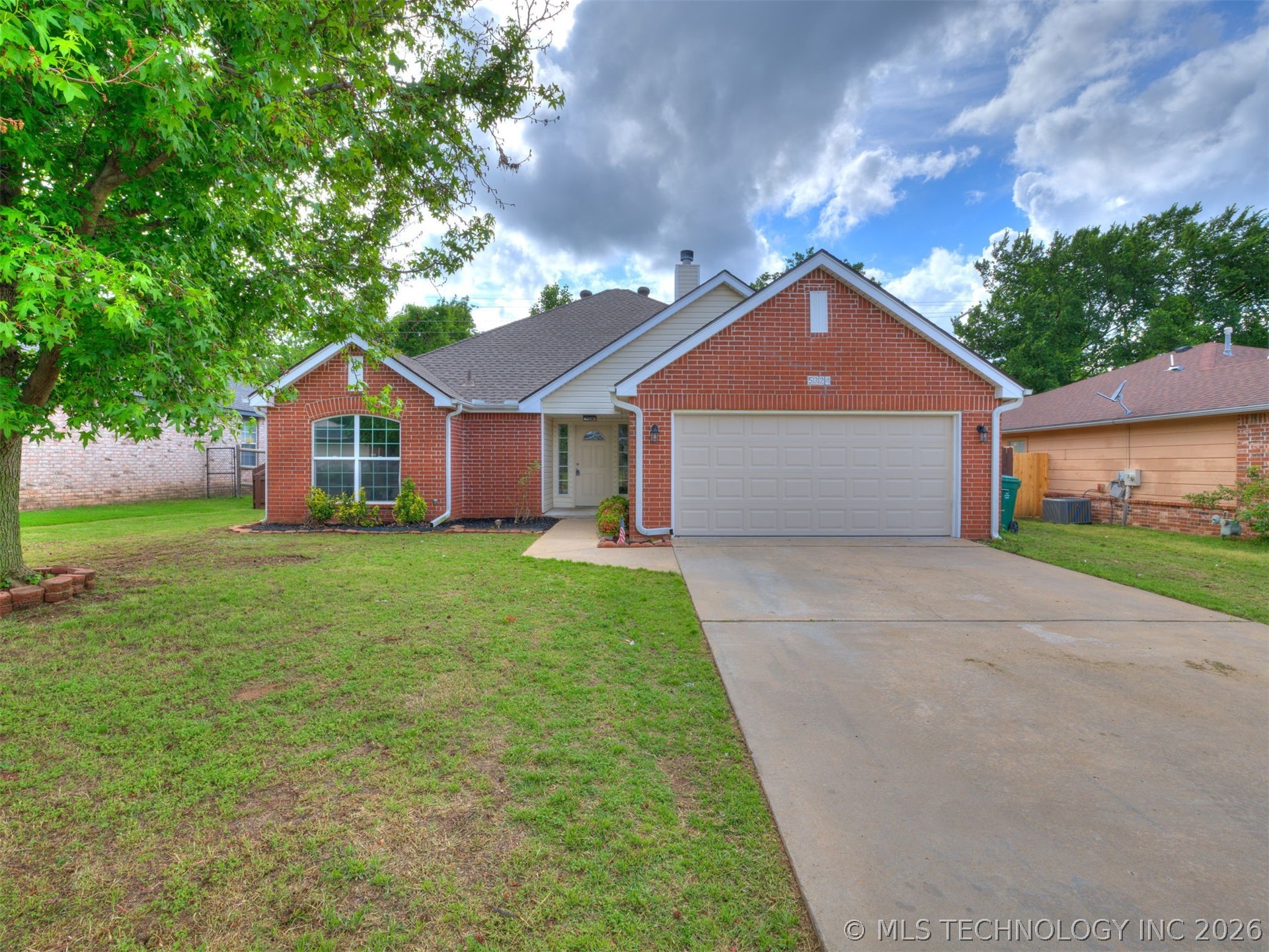 5324 S Redbud Place Sand Springs OK 74063