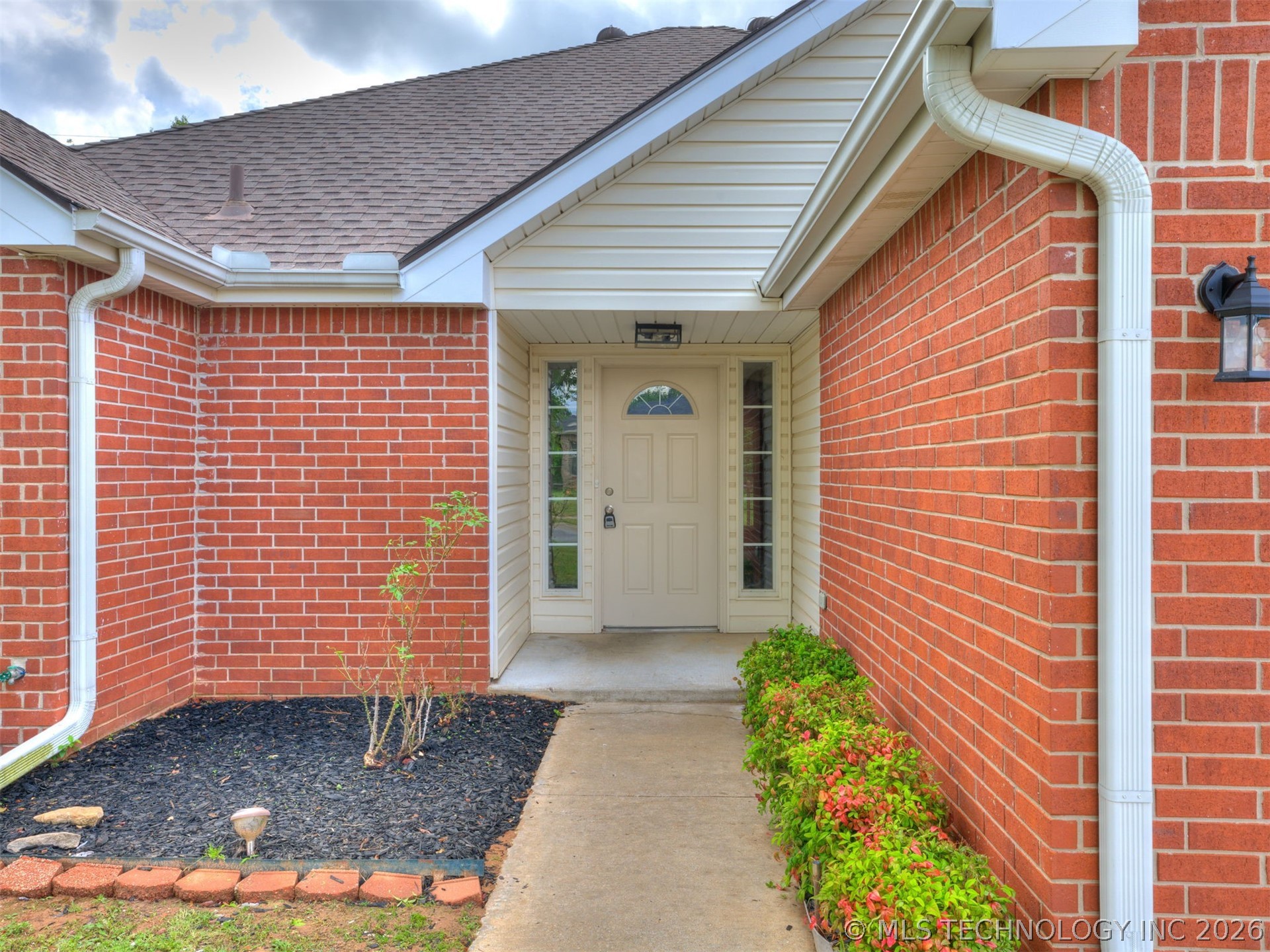5324 S Redbud Place Sand Springs OK 74063