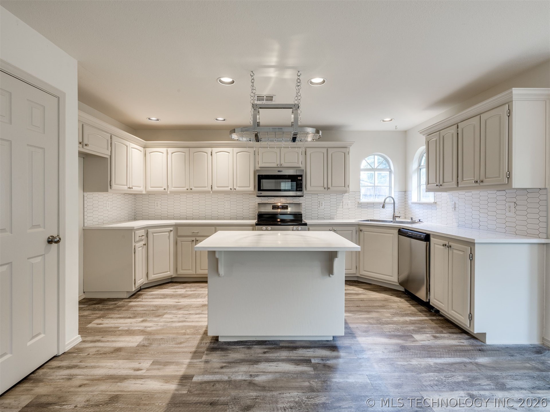 5324 S Redbud Place Sand Springs OK 74063