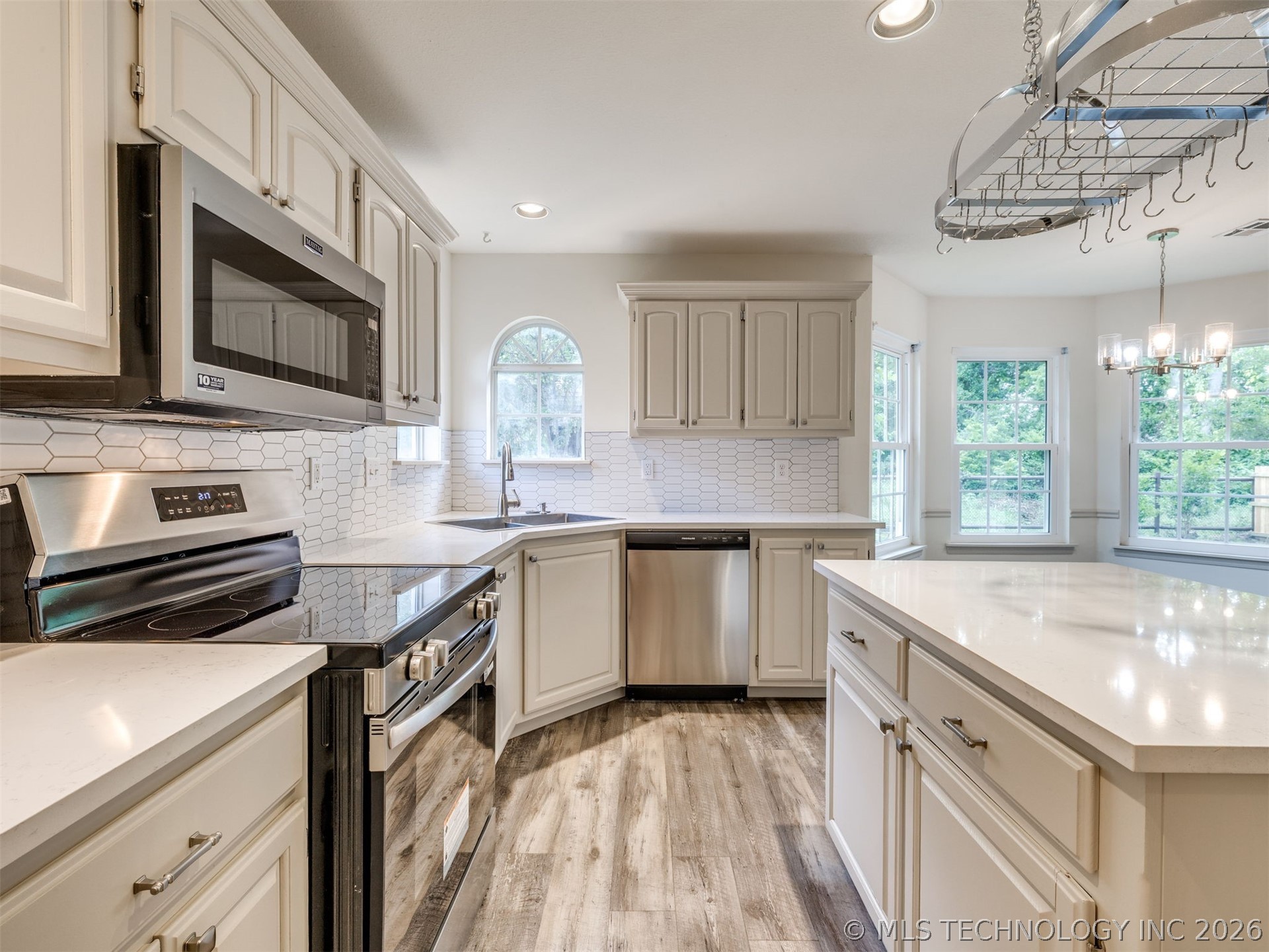 5324 S Redbud Place Sand Springs OK 74063