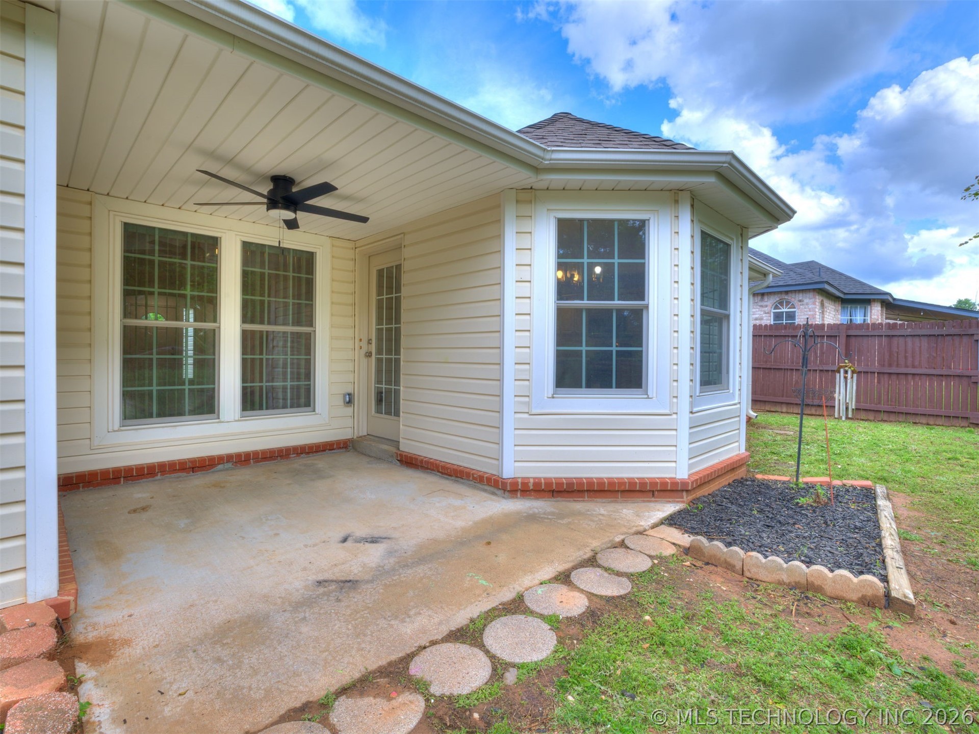 5324 S Redbud Place Sand Springs OK 74063