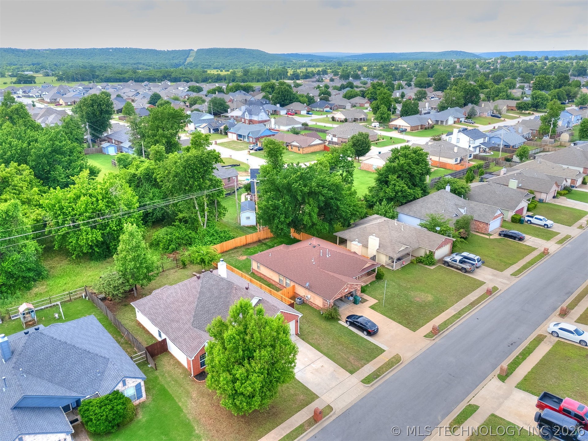 5324 S Redbud Place Sand Springs OK 74063