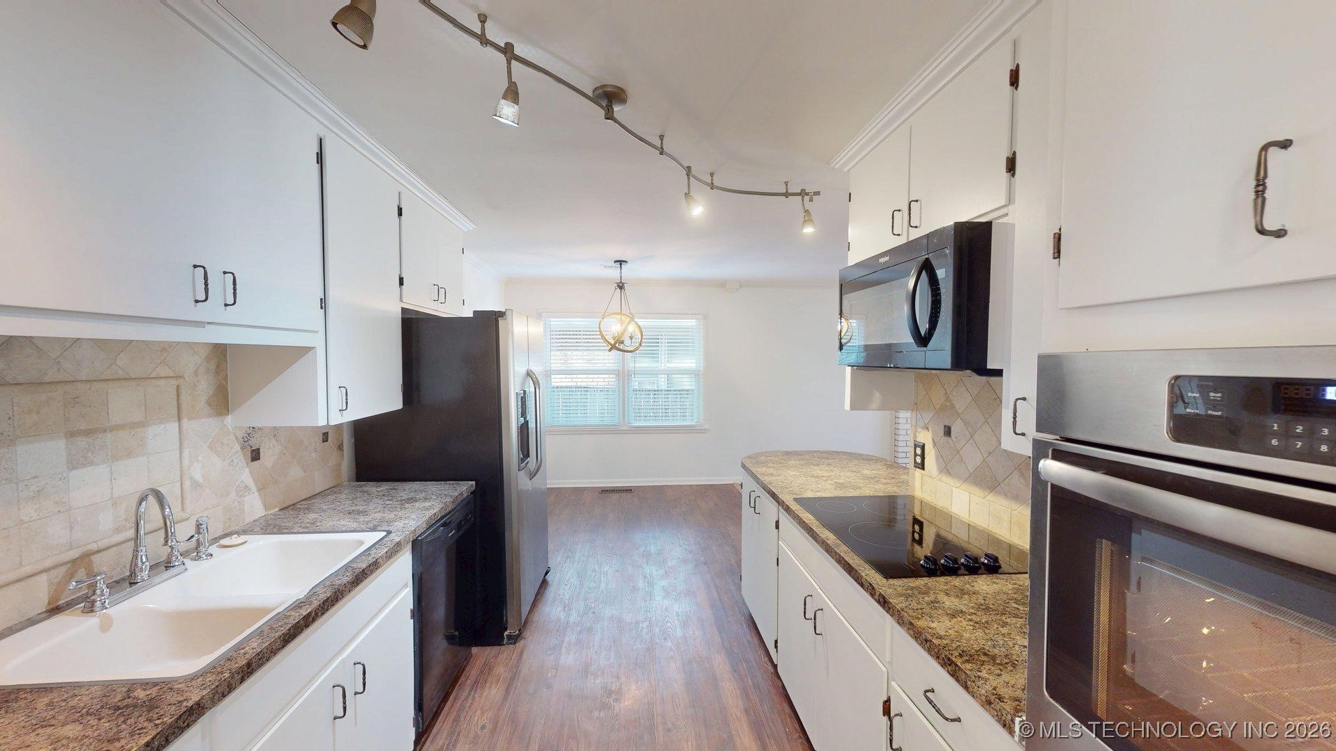 1521 E 60th Street Tulsa OK 74105