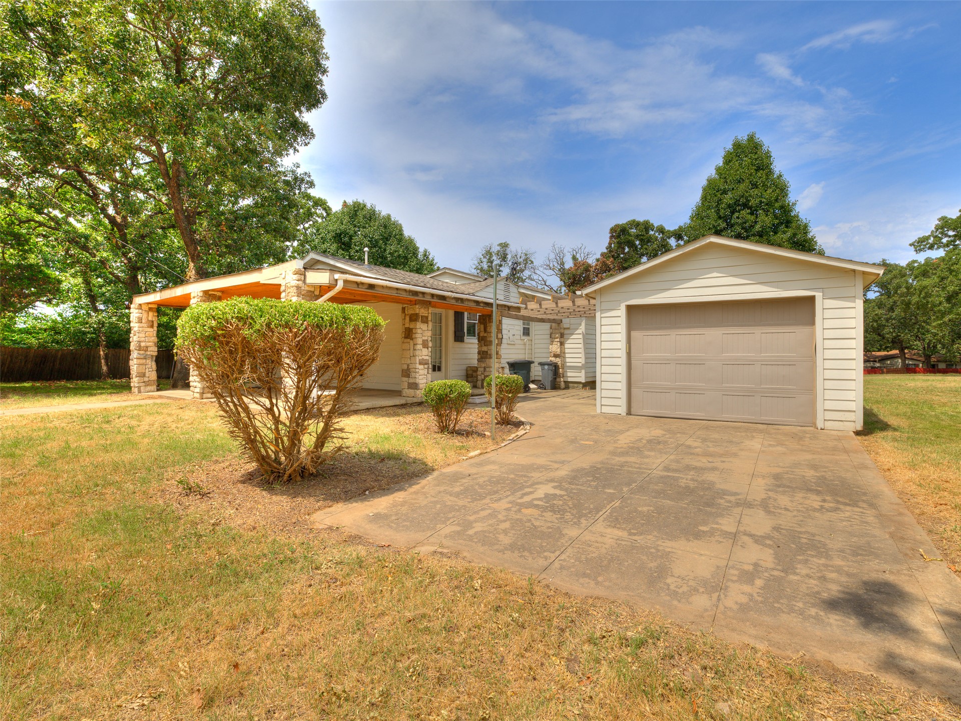 840 W 84th Street Tulsa OK 74132