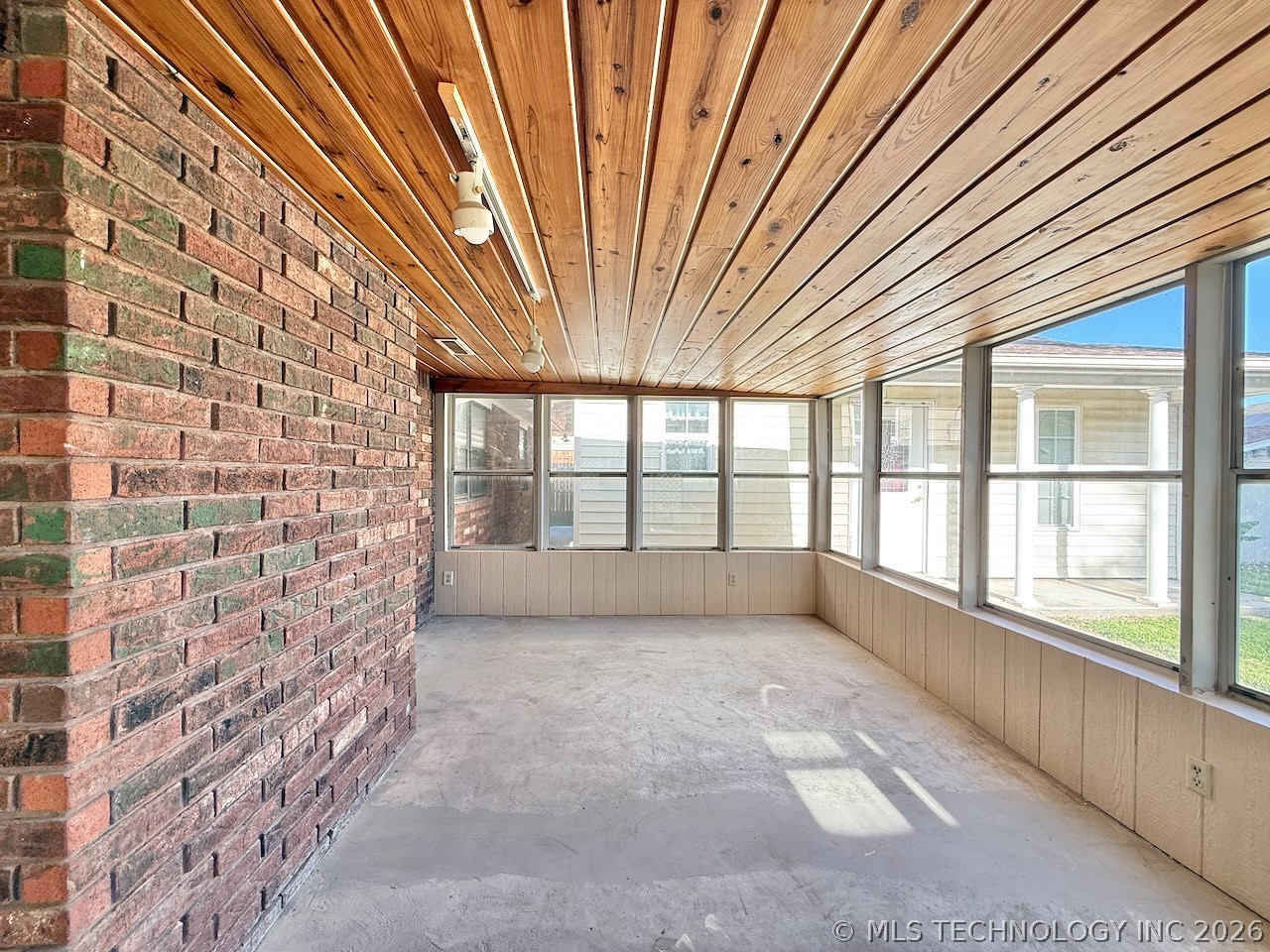 3009 Hilltop Avenue Muskogee OK 74403