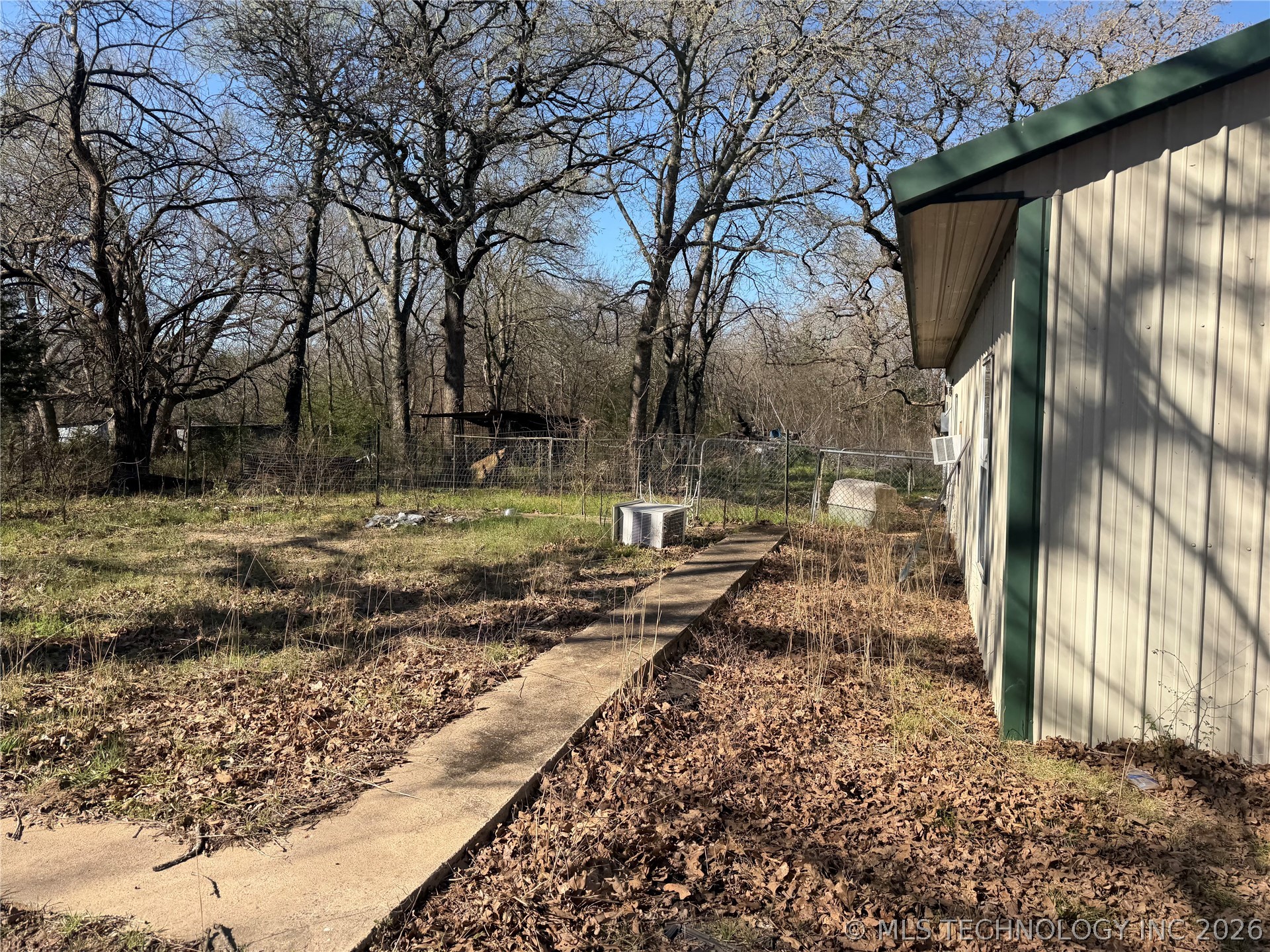 5300 W Acorn Street Tishomingo OK 73460