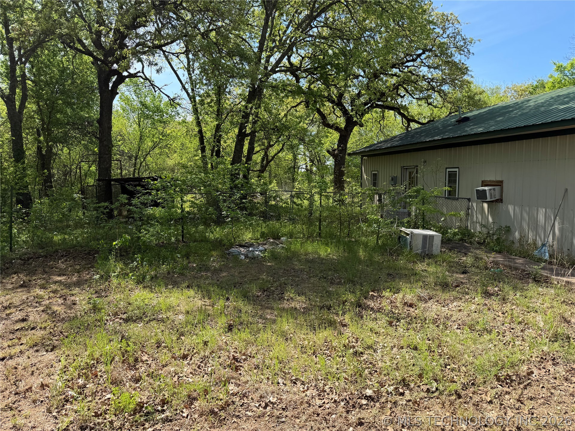 5300 W Acorn Street Tishomingo OK 73460