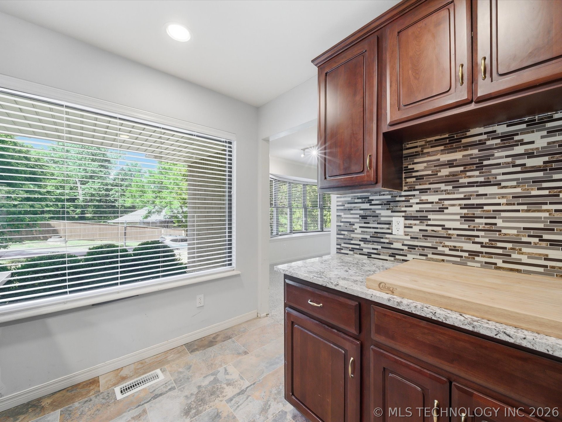 6215 S Hudson Avenue Tulsa OK 74136
