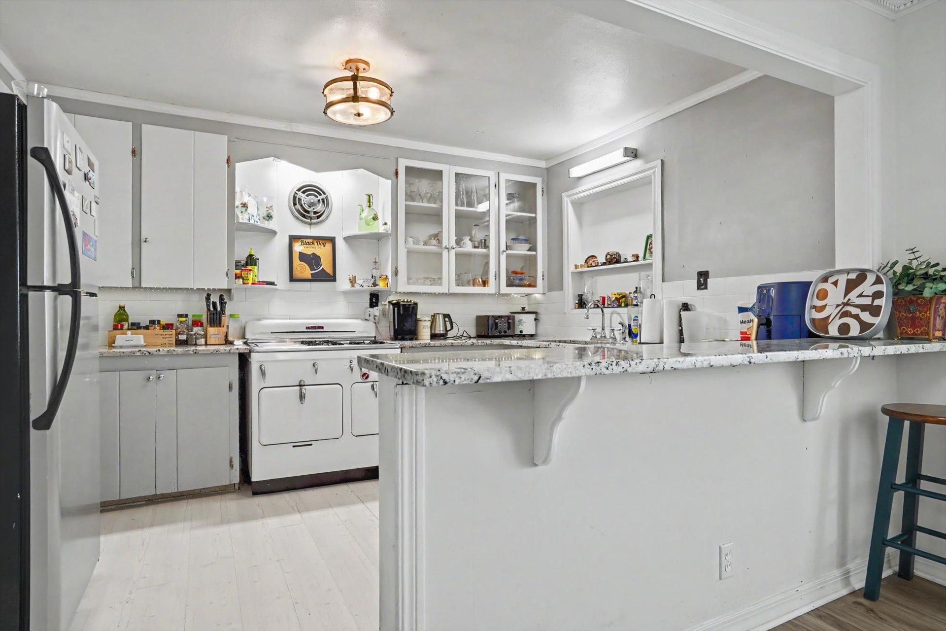 5427 E 5th Place Tulsa OK 74112