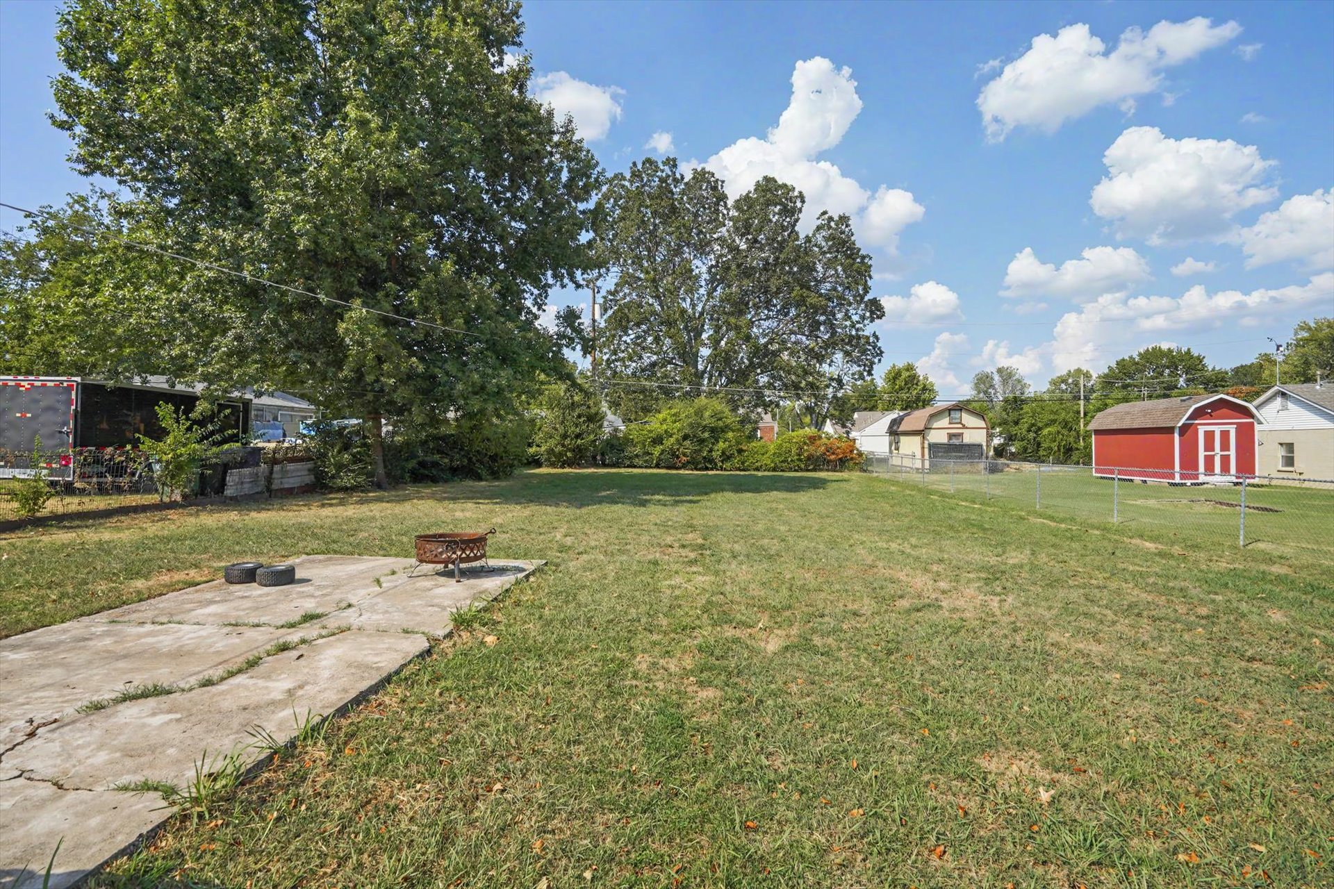 5427 E 5th Place Tulsa OK 74112