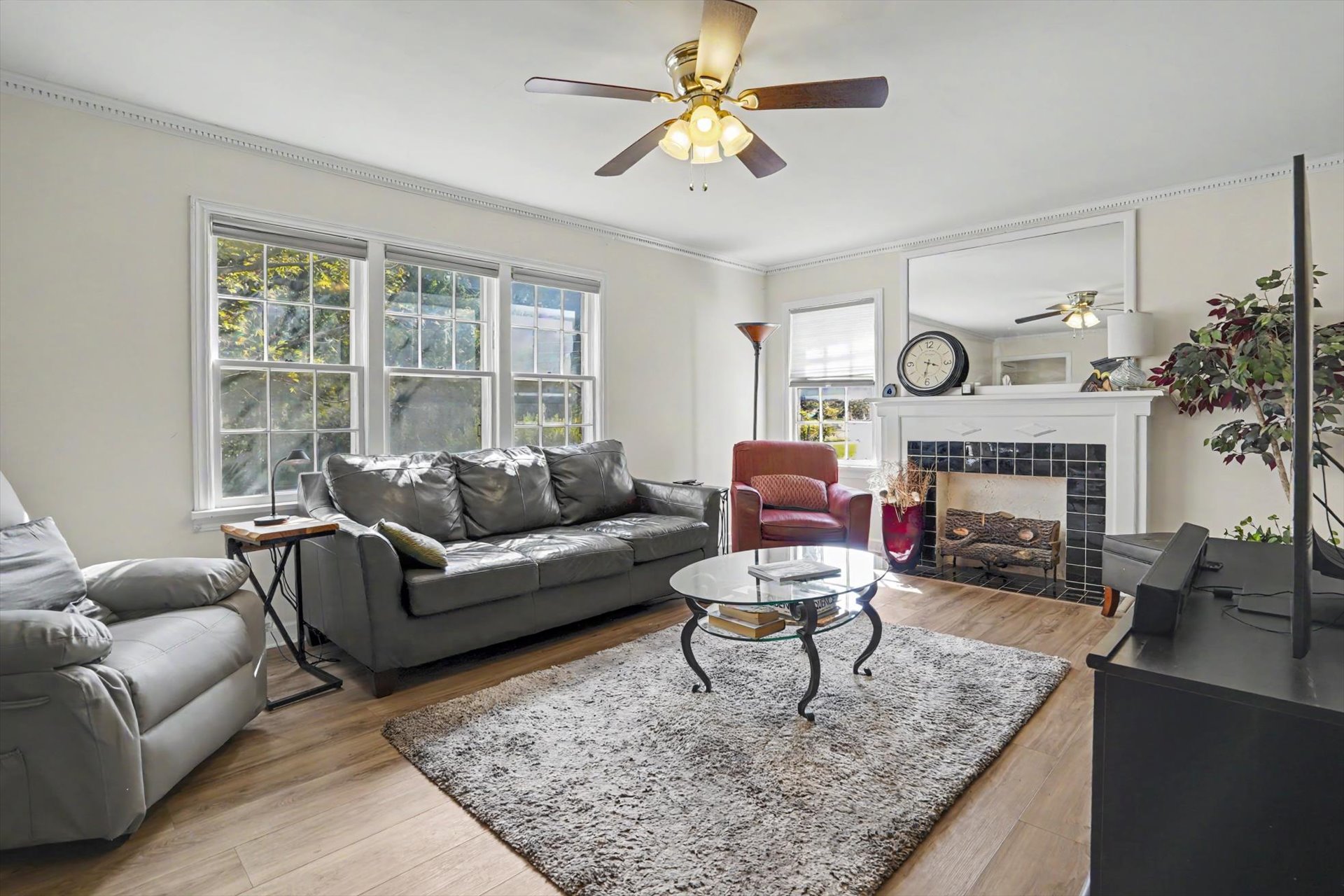 5427 E 5th Place Tulsa OK 74112