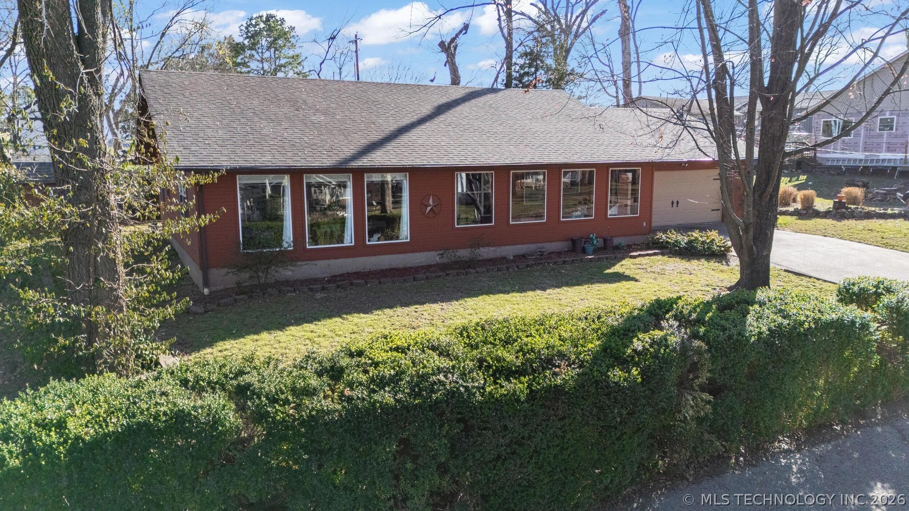 1106 Red Bud Drive Grove OK 74344