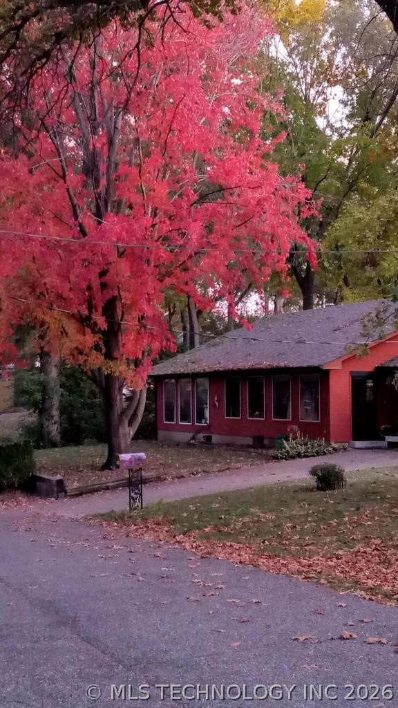 1106 Red Bud Drive Grove OK 74344