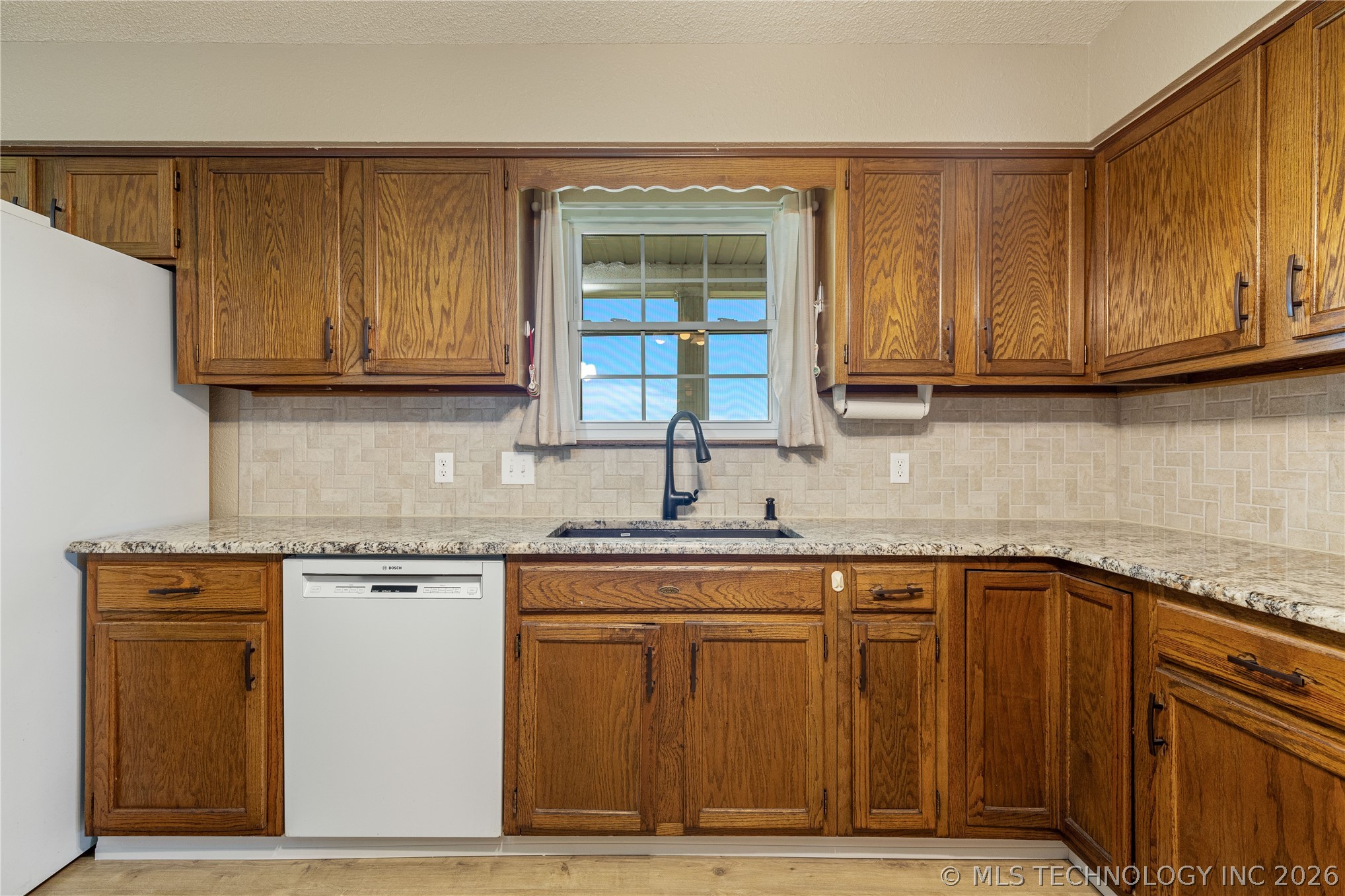 14701 S 560 Road Fairland OK 74343