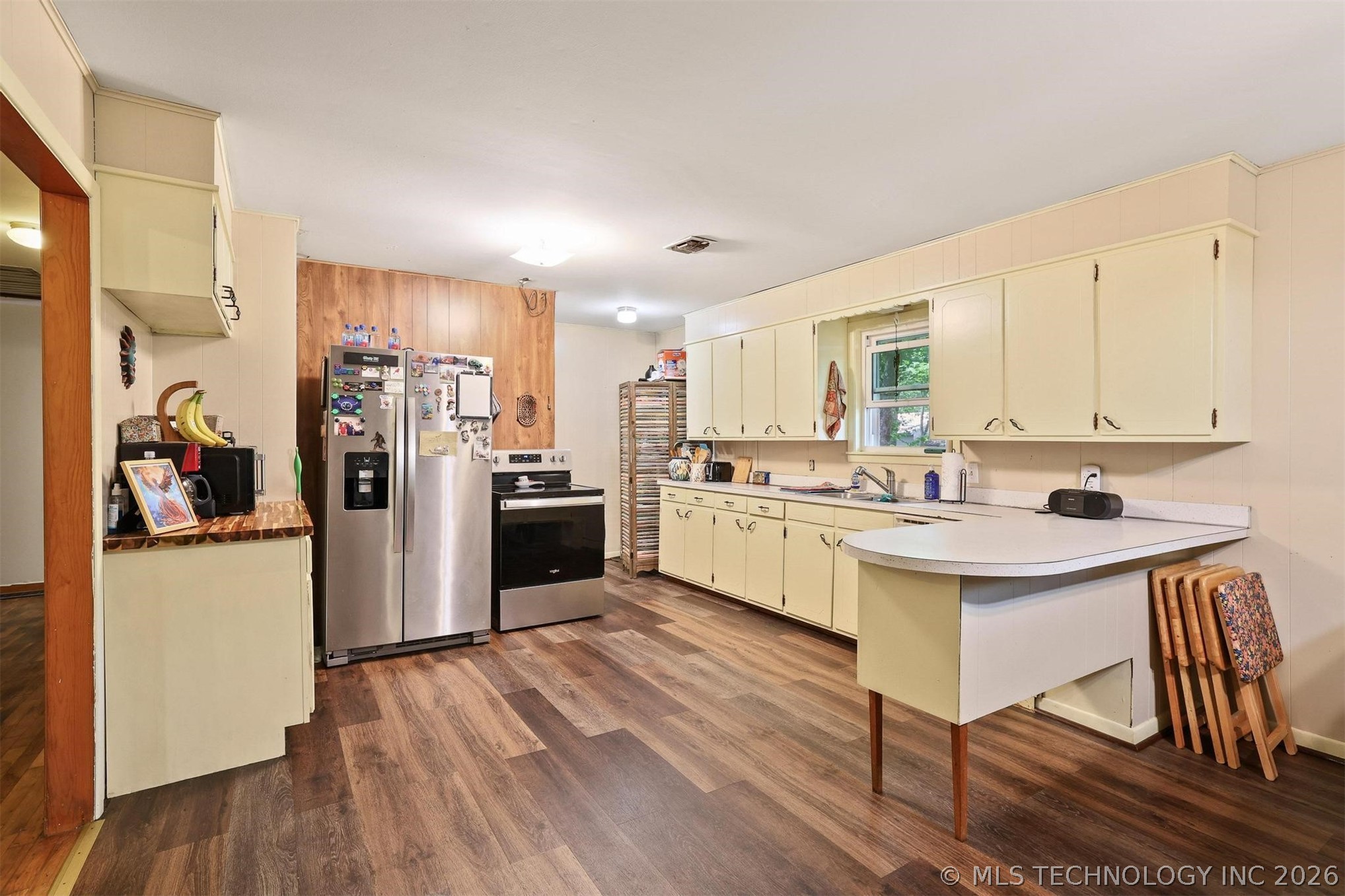 105 Maple Broken Bow OK 74728